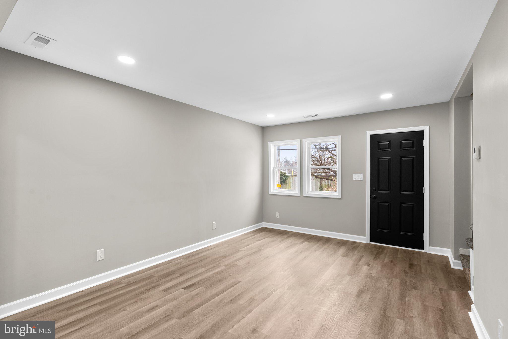 TOWANDA - Residential