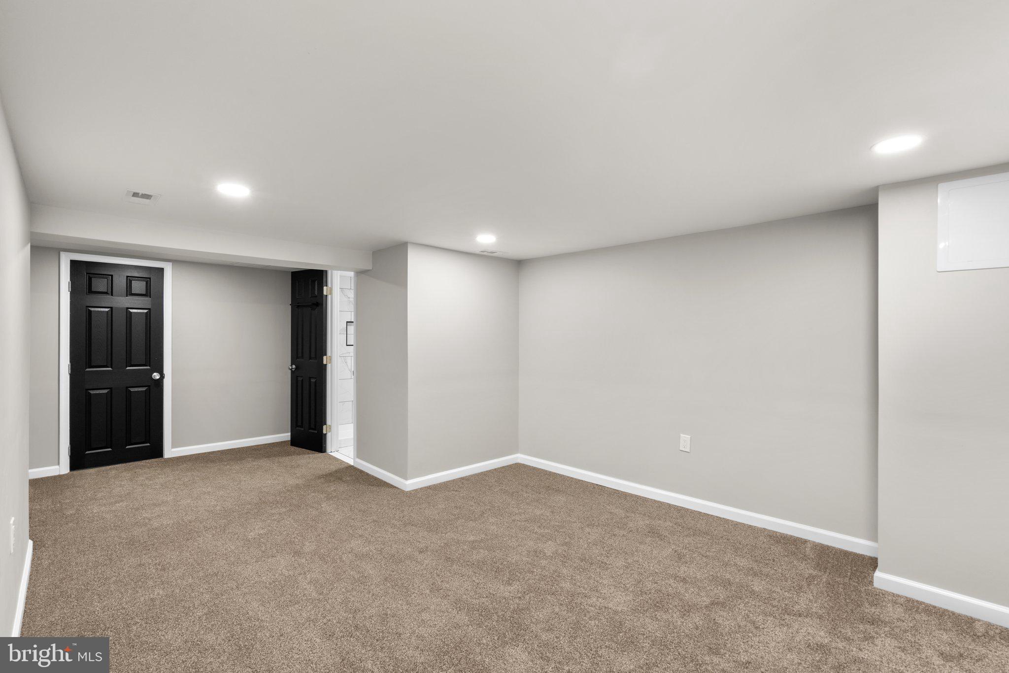 TOWANDA - Residential