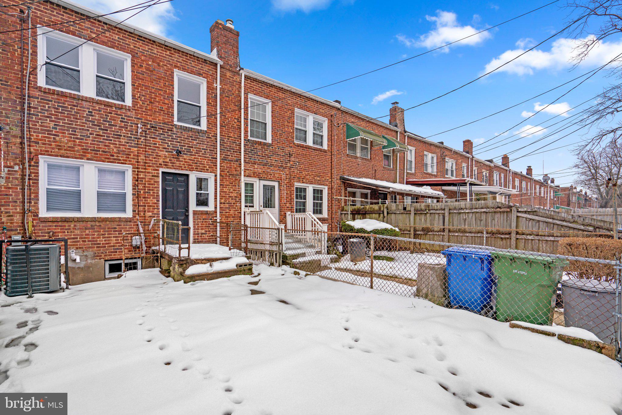 TOWANDA - Residential