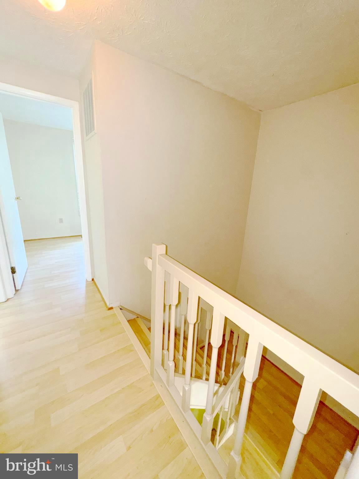 MURRAY HILL - Residential
