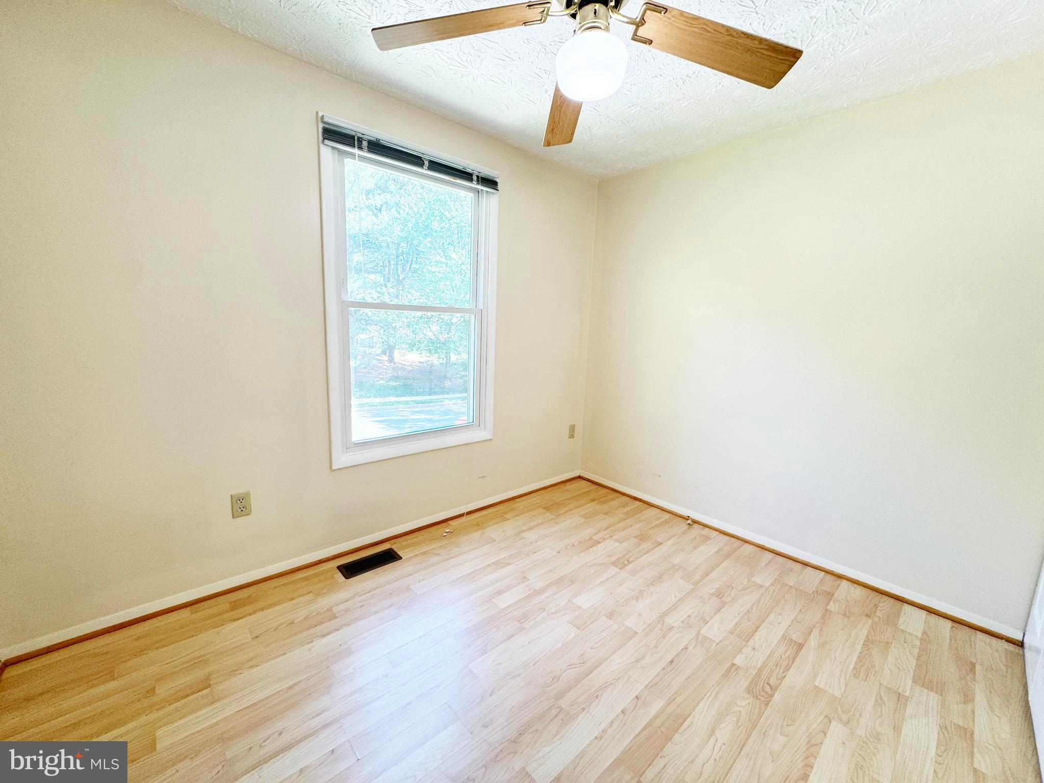 MURRAY HILL - Residential