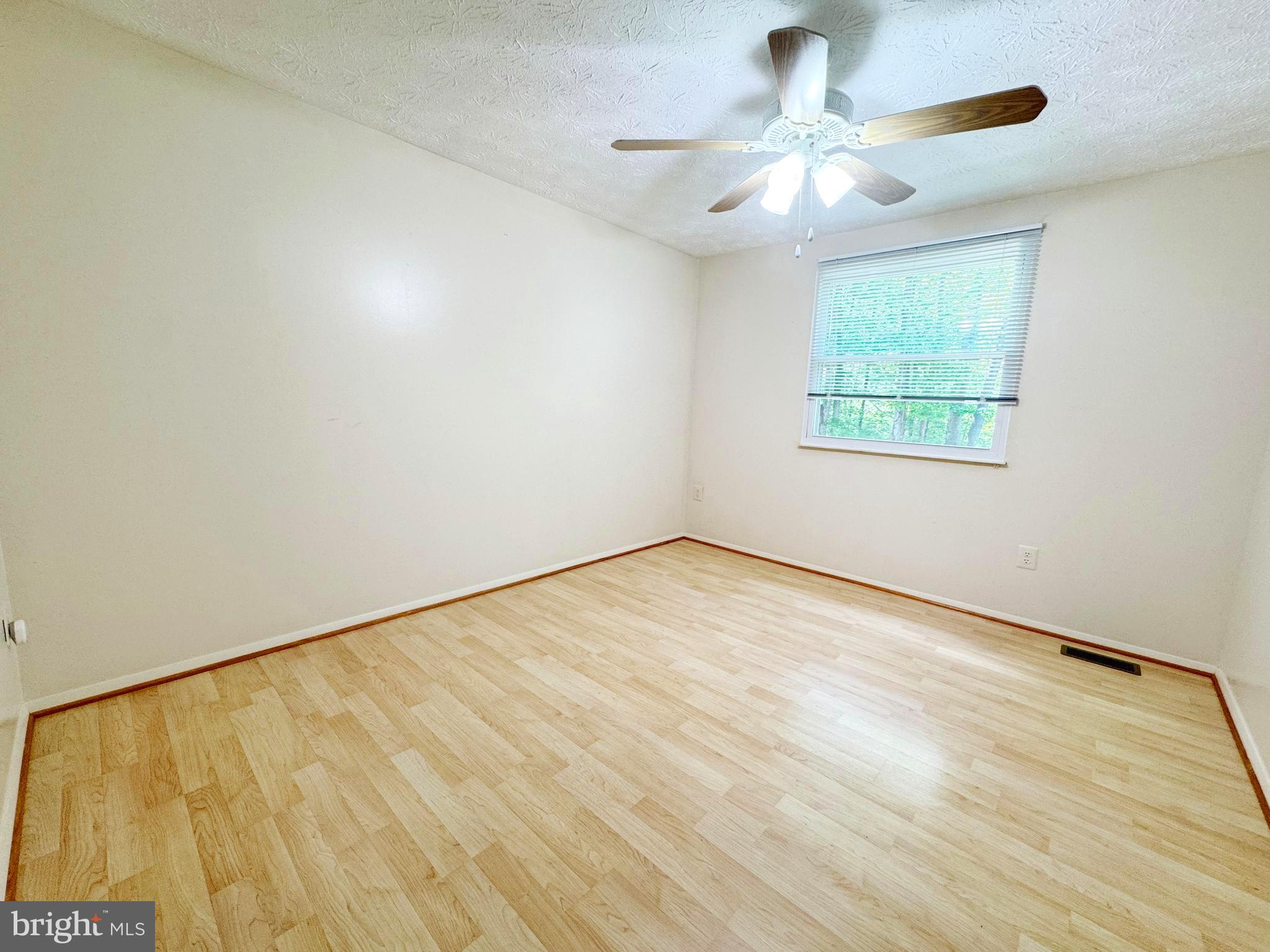 MURRAY HILL - Residential