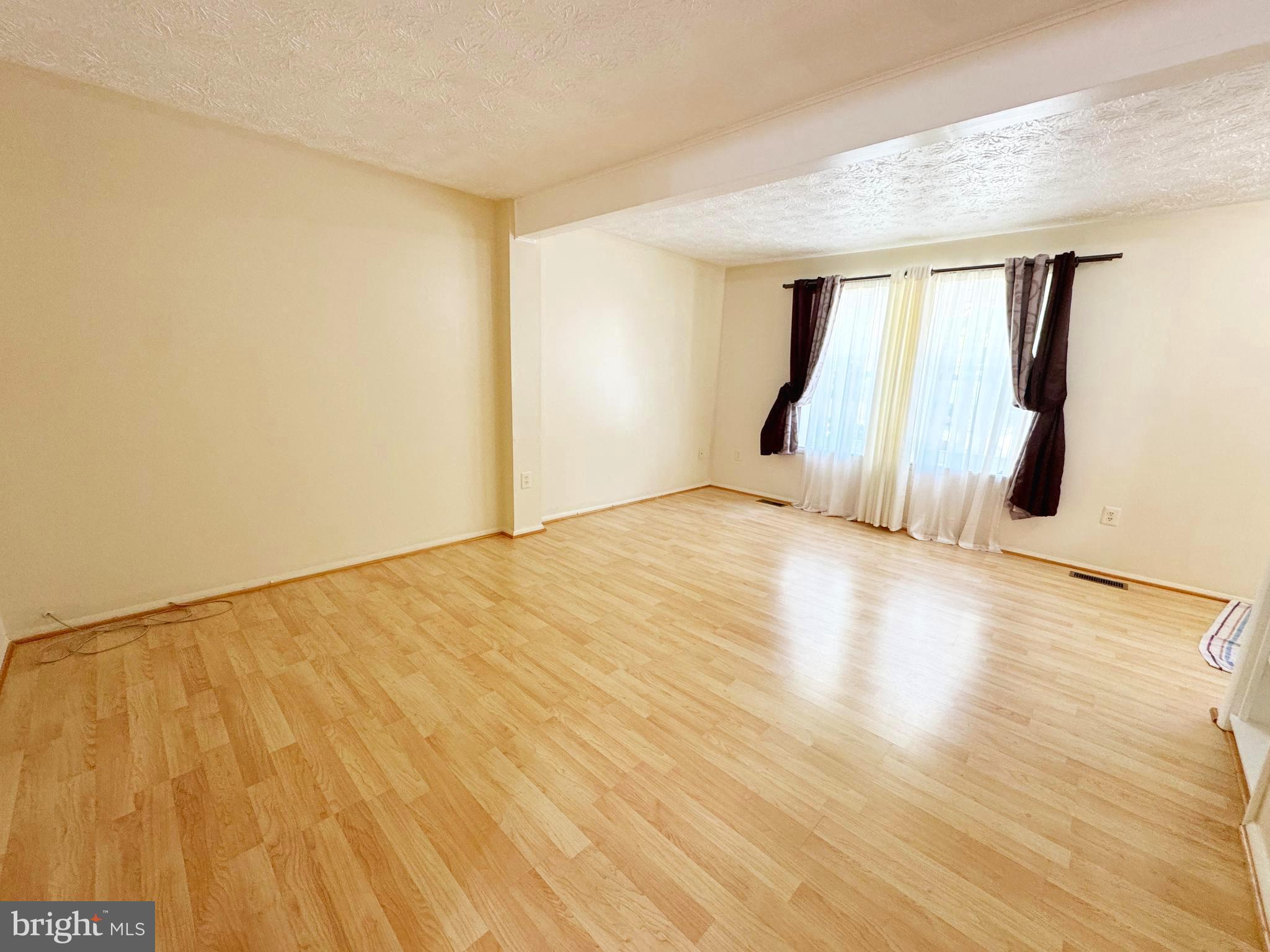 MURRAY HILL - Residential