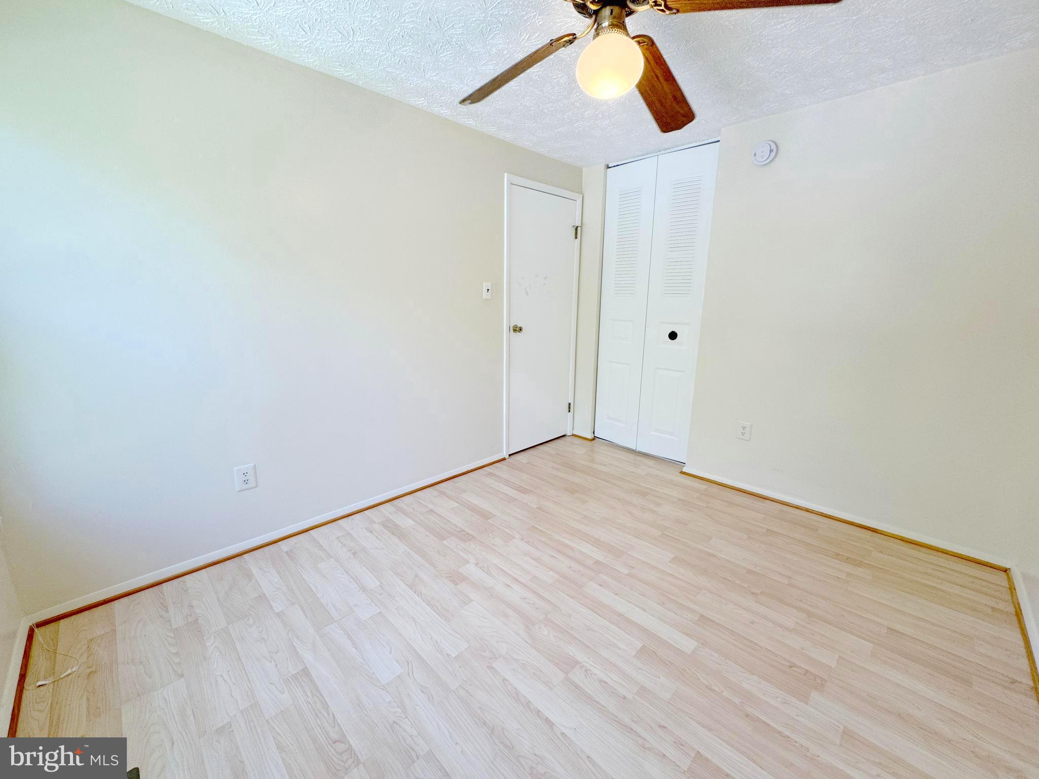 MURRAY HILL - Residential