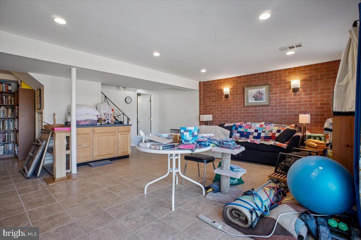 RAVENSWORTH PARK - Residential