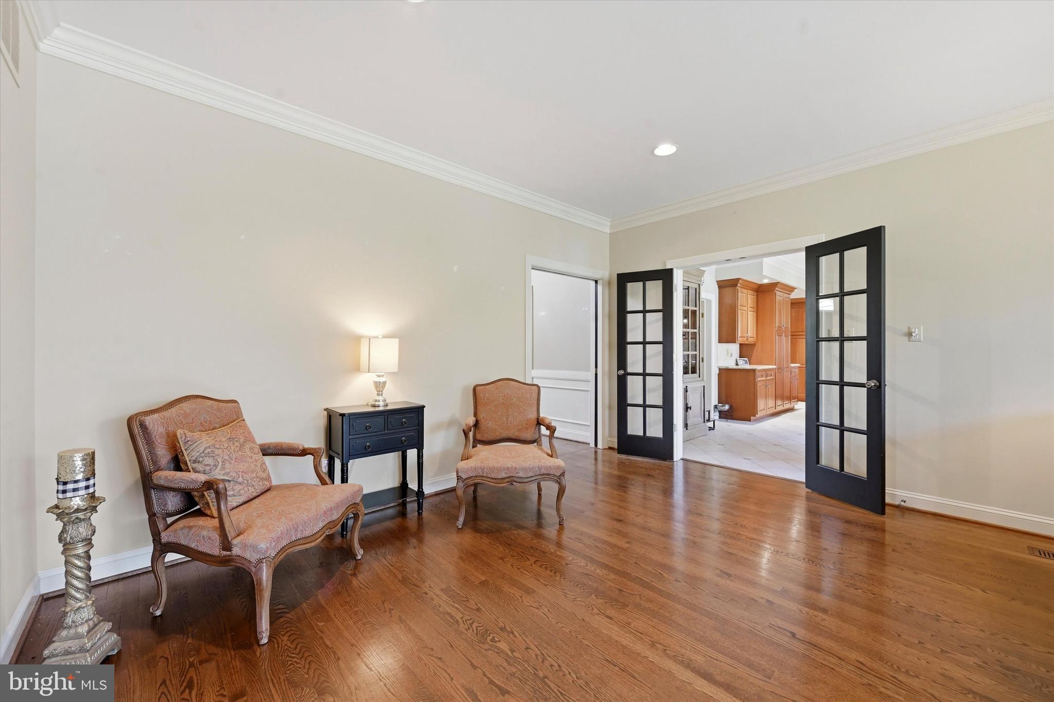 GLENMOORE - Residential