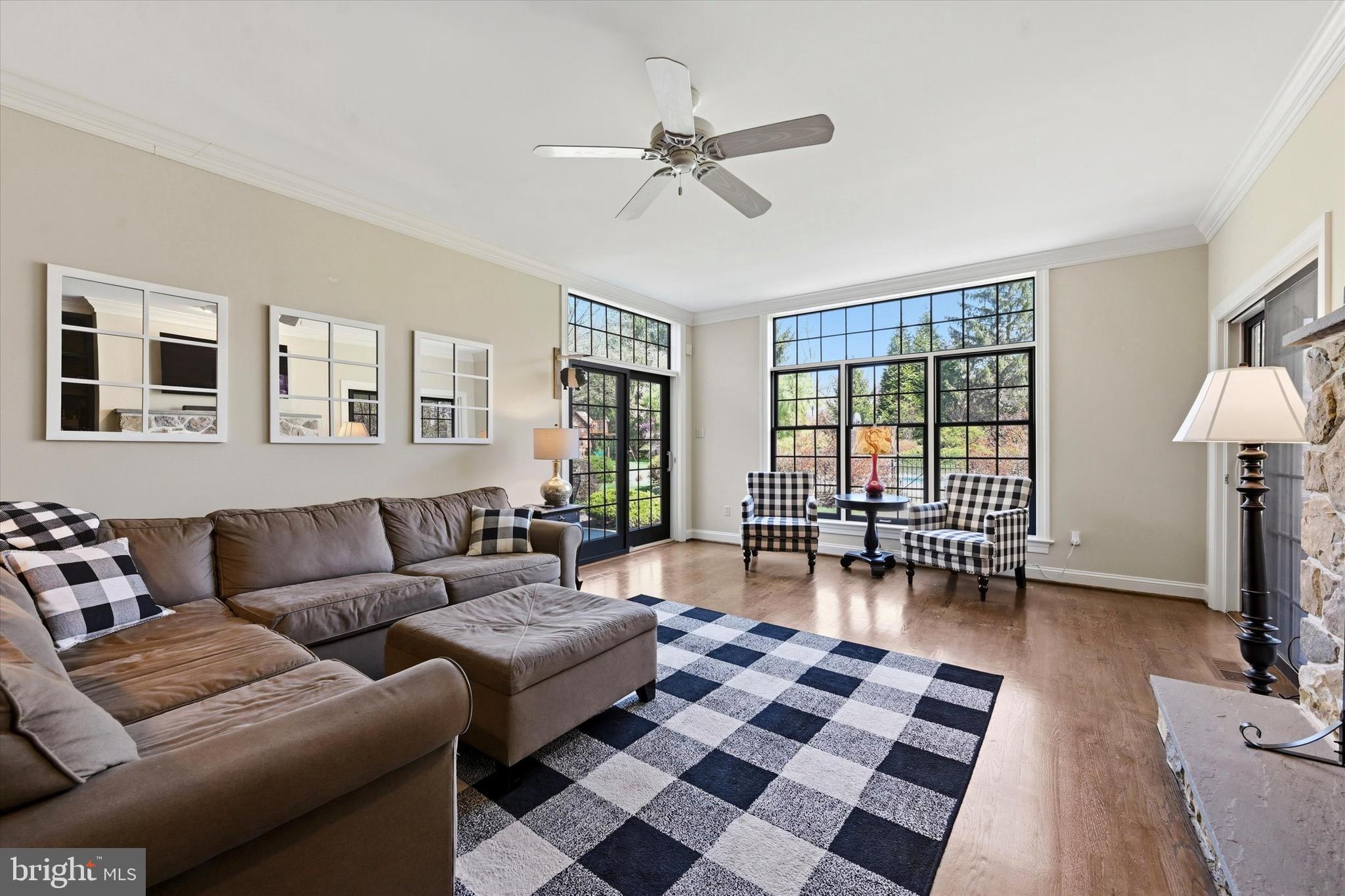 GLENMOORE - Residential