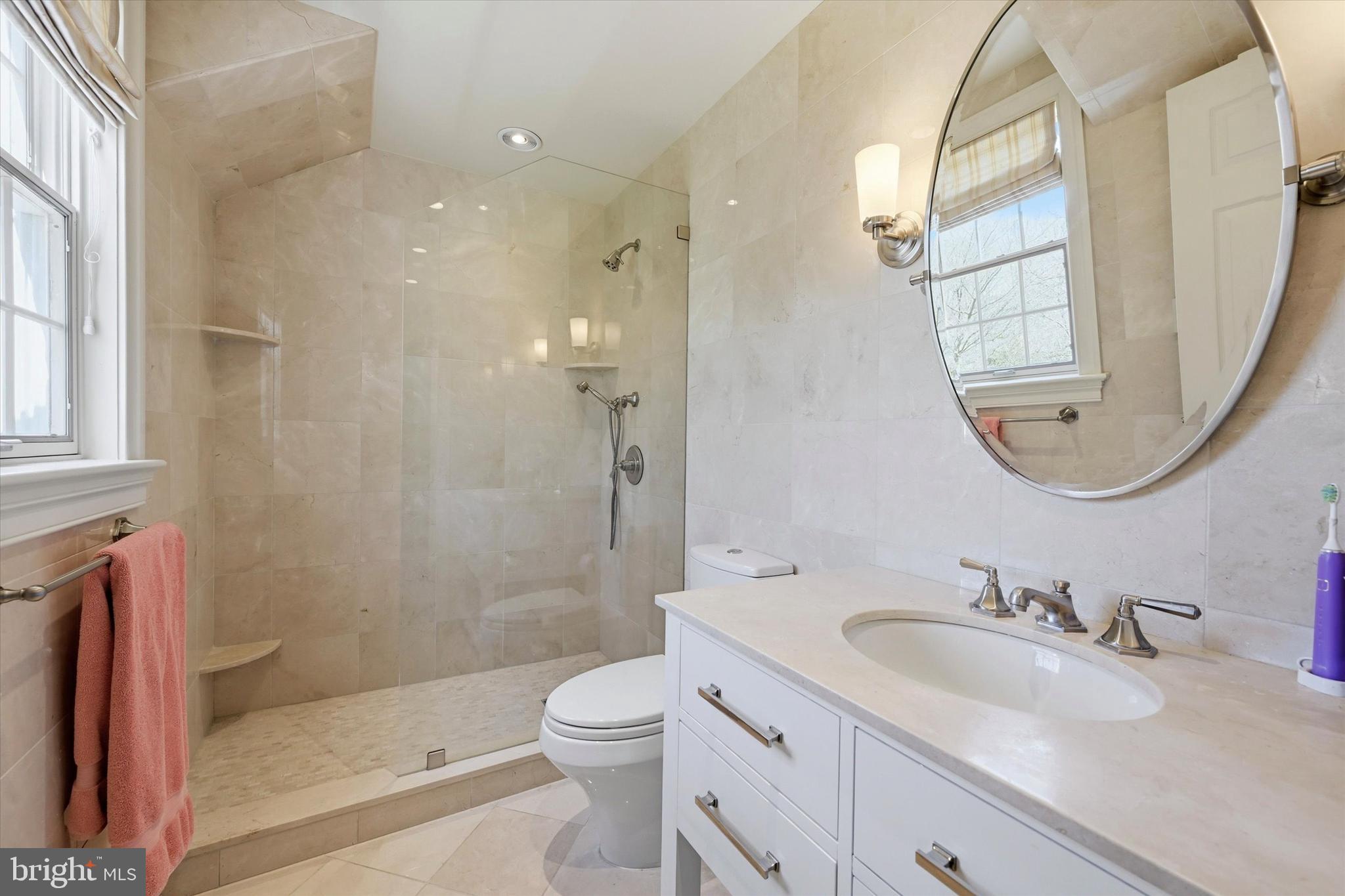 GLENMOORE - Residential