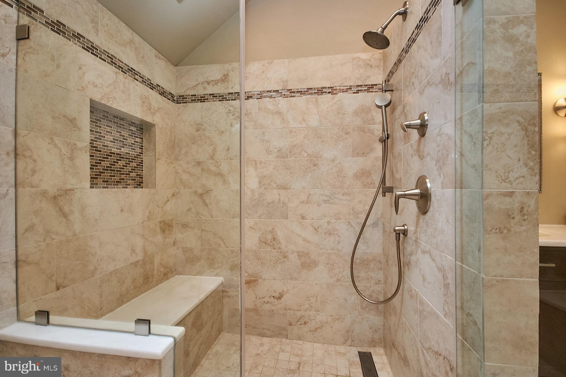 WAVERLY HILLS - Residential