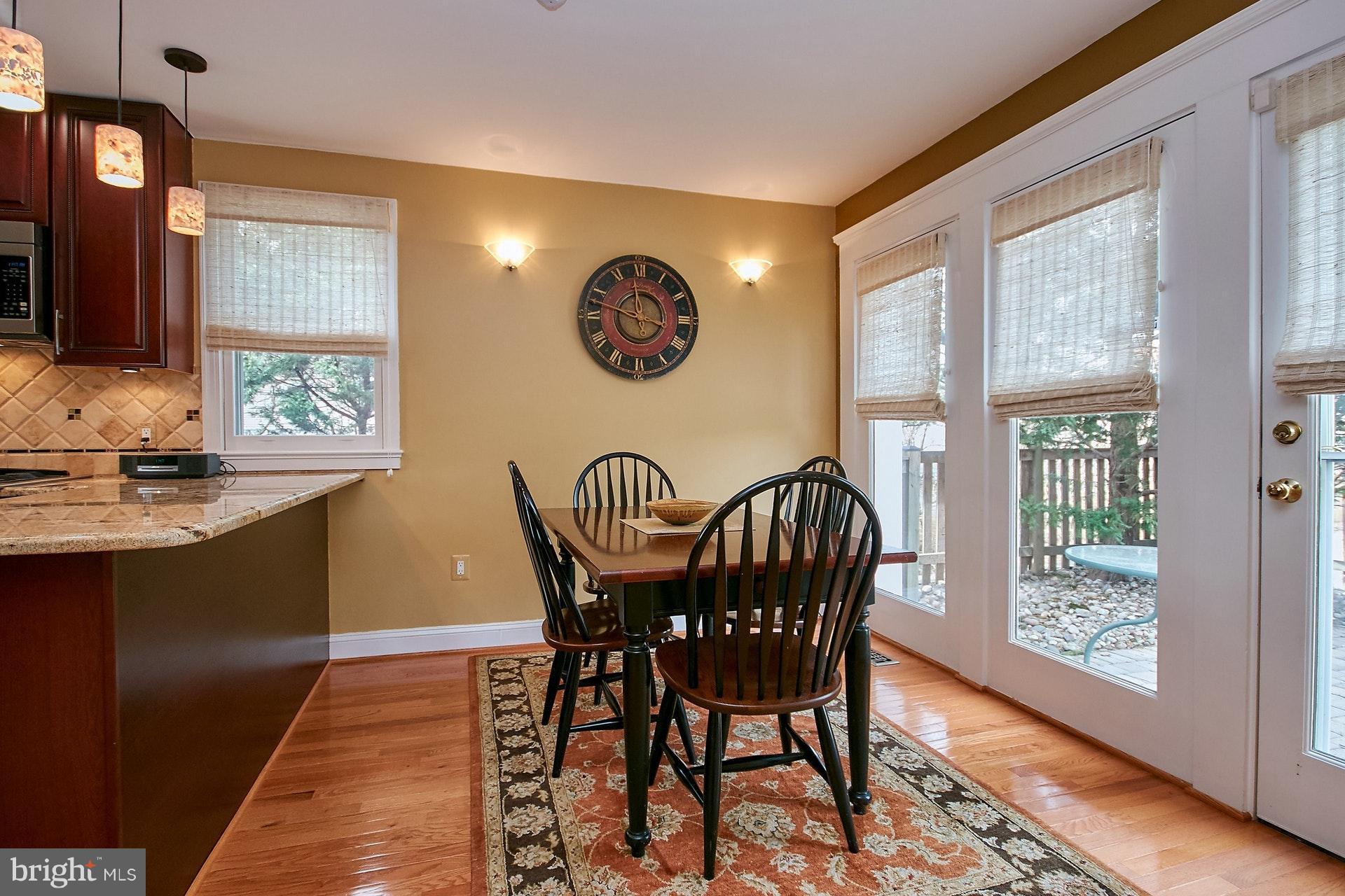 WAVERLY HILLS - Residential