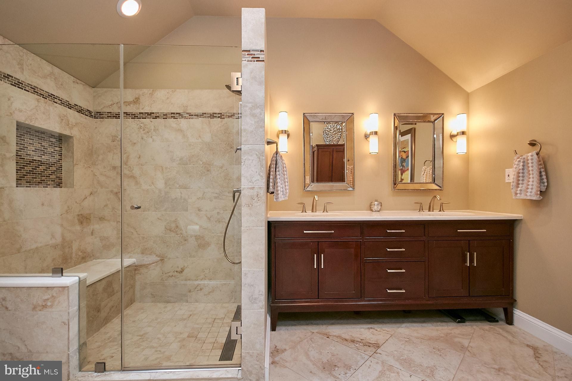 WAVERLY HILLS - Residential