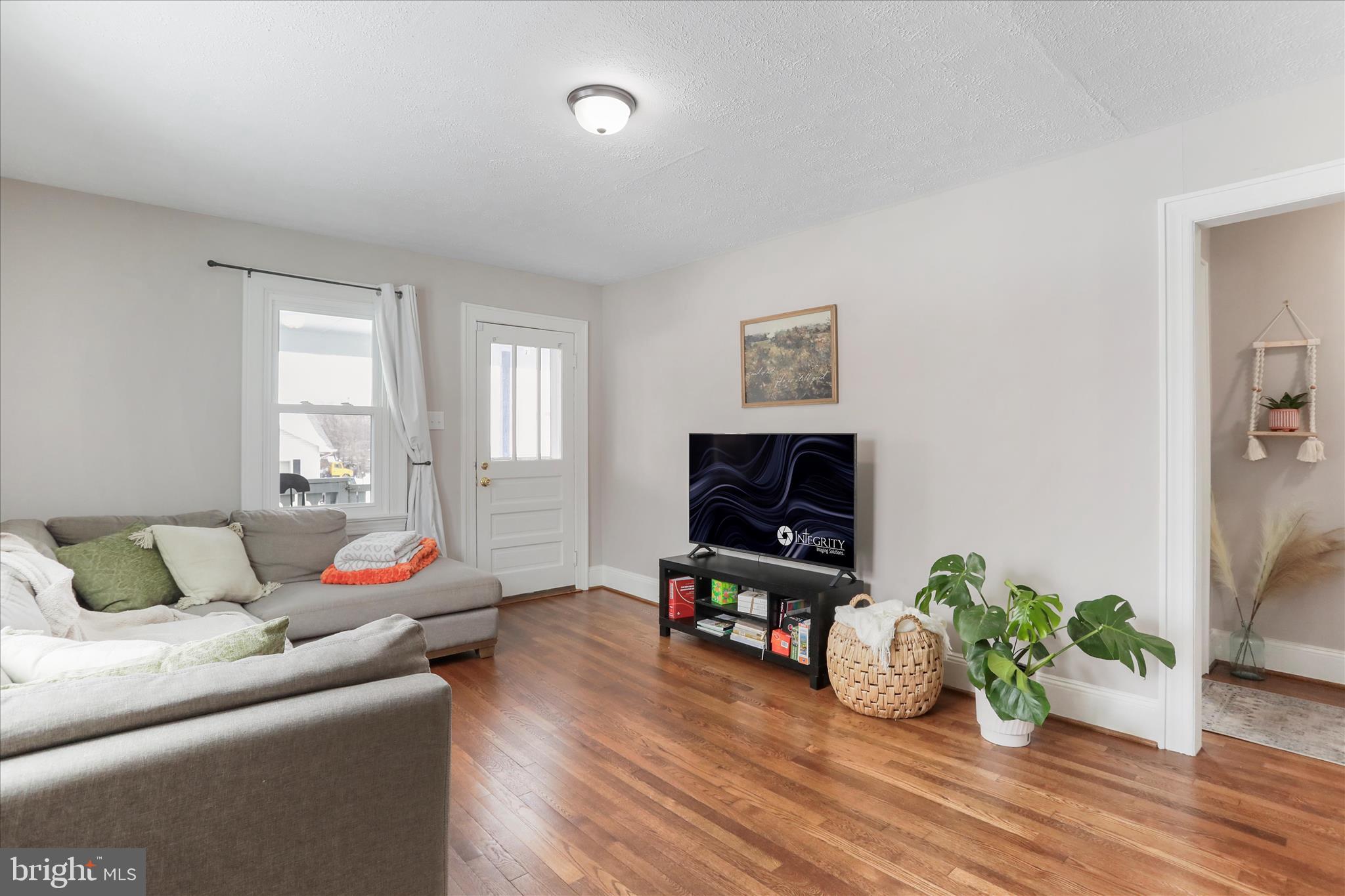 HILLCREST - Residential