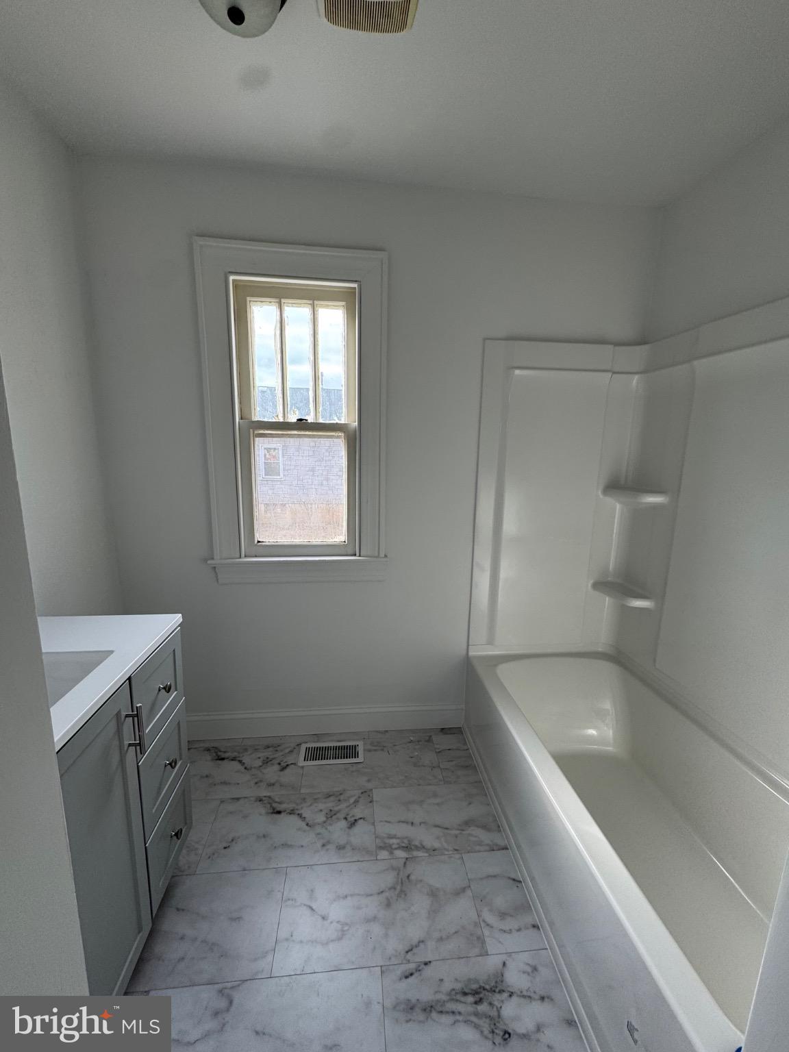 HILLCREST - Residential