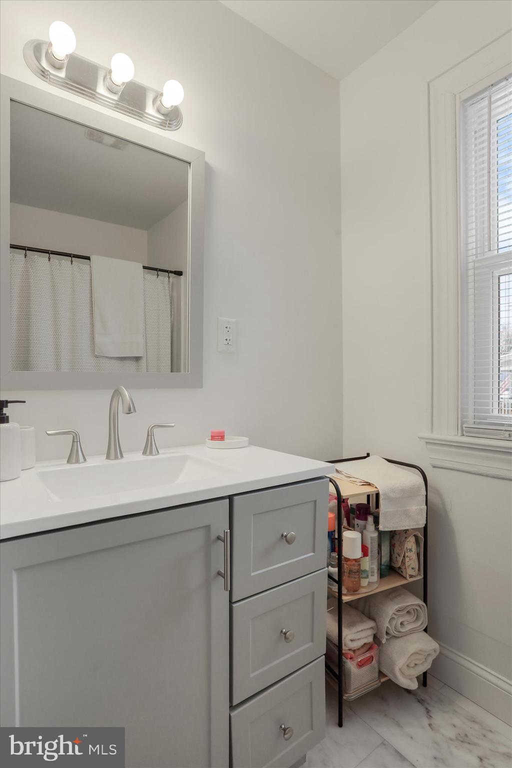 HILLCREST - Residential