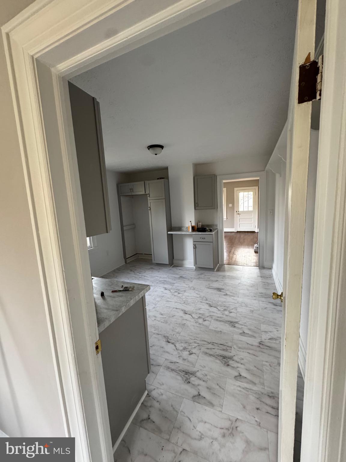 HILLCREST - Residential