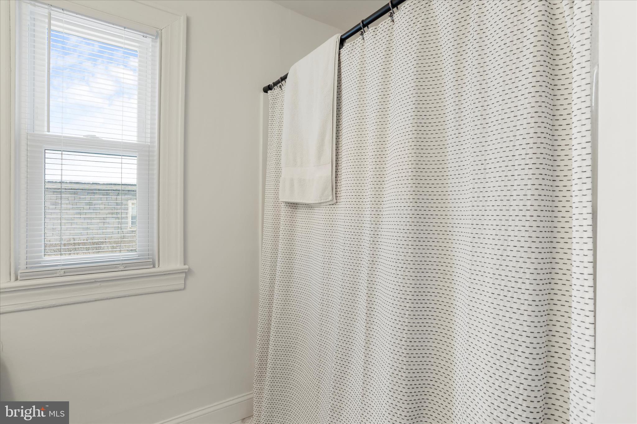 HILLCREST - Residential