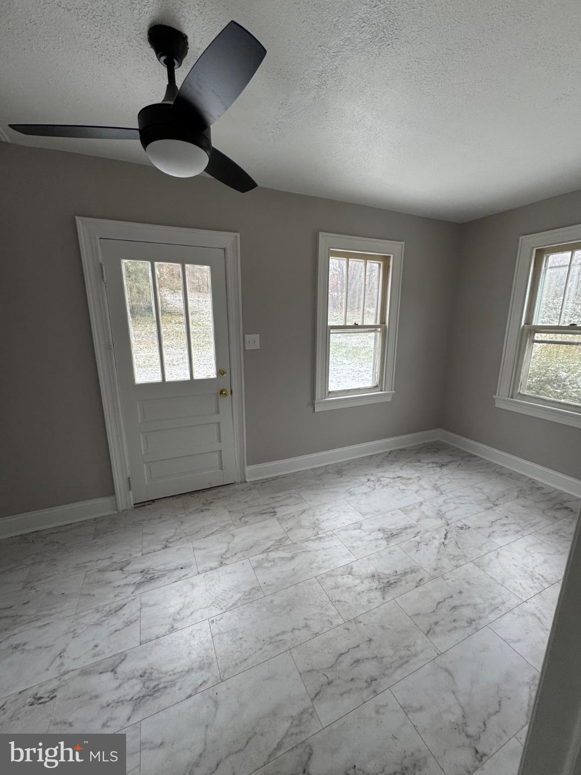 HILLCREST - Residential