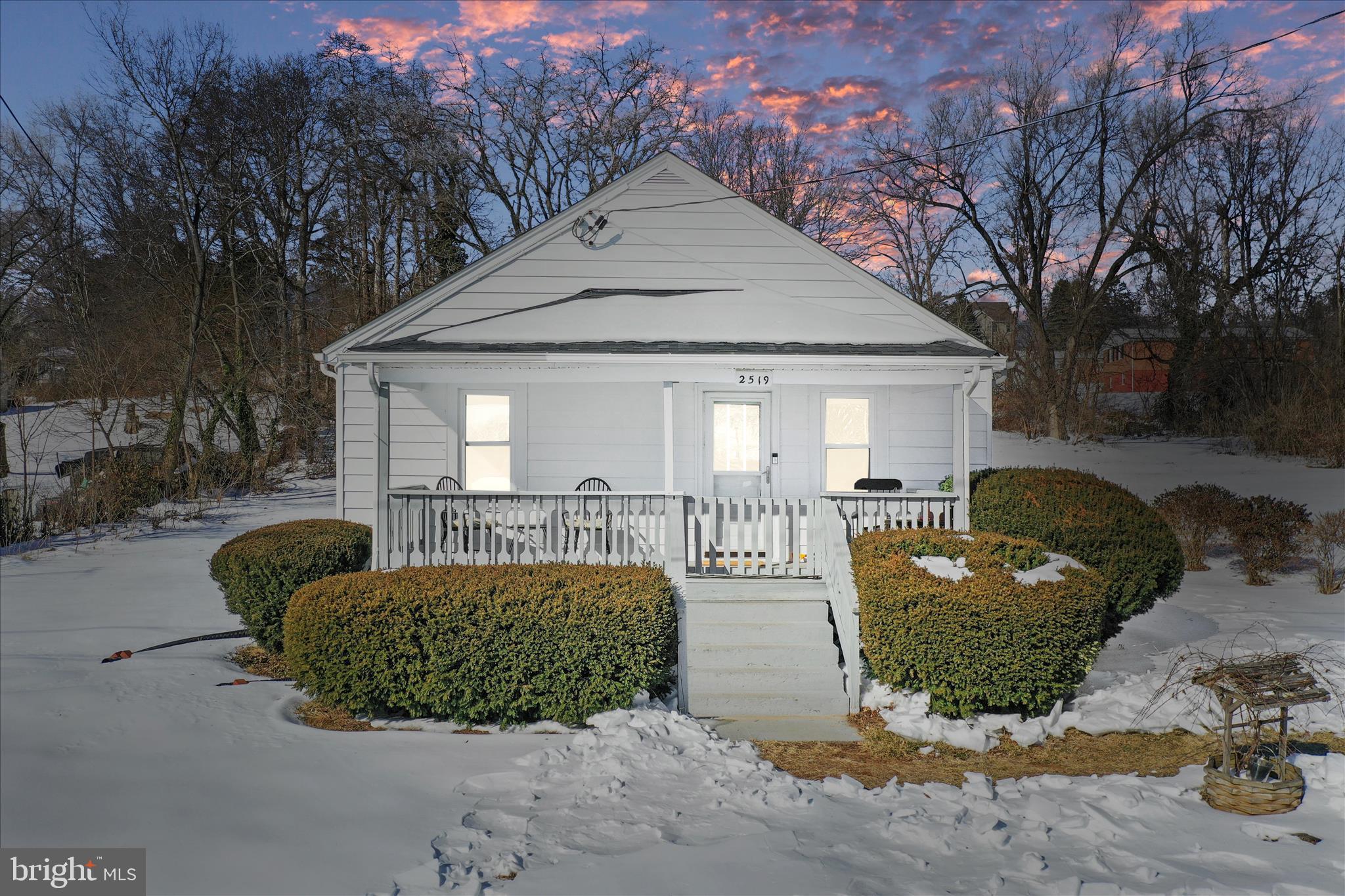 HILLCREST - Residential