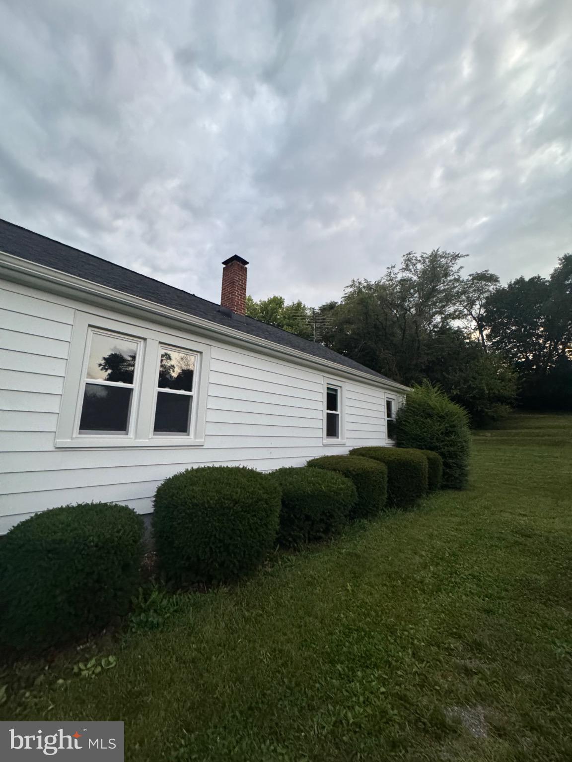 HILLCREST - Residential