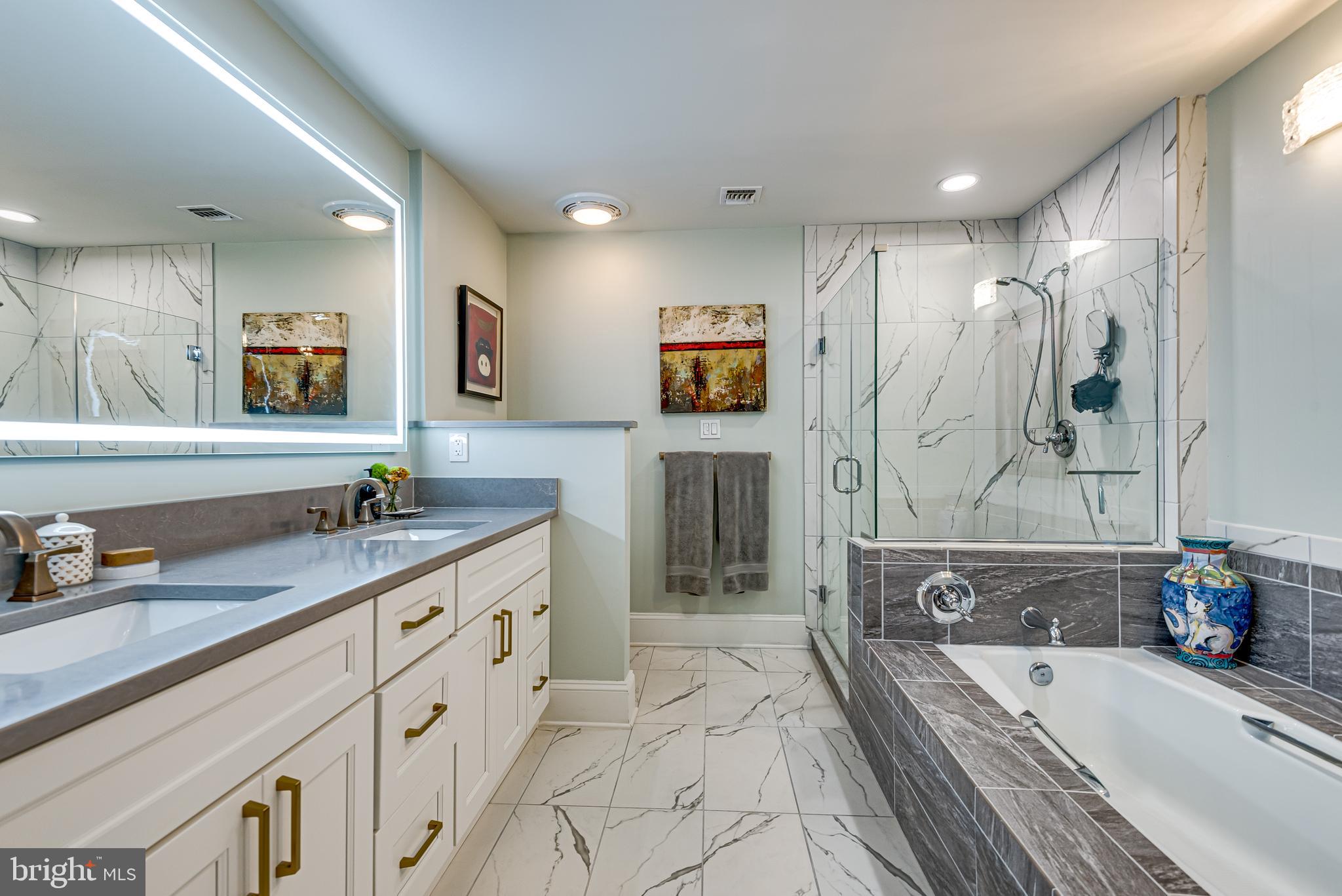 SHEARWATER CONDO - Residential