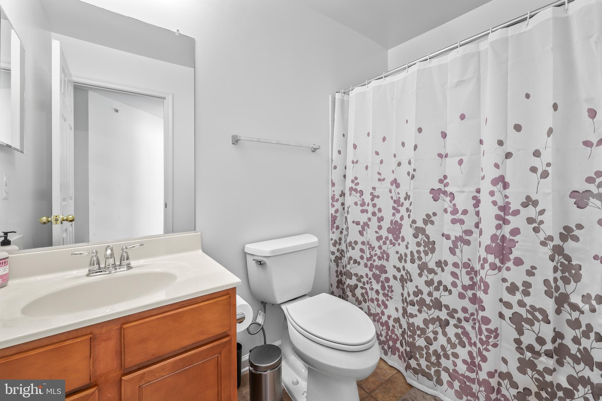 MARKET CENTER CONDOMINIUM - Residential