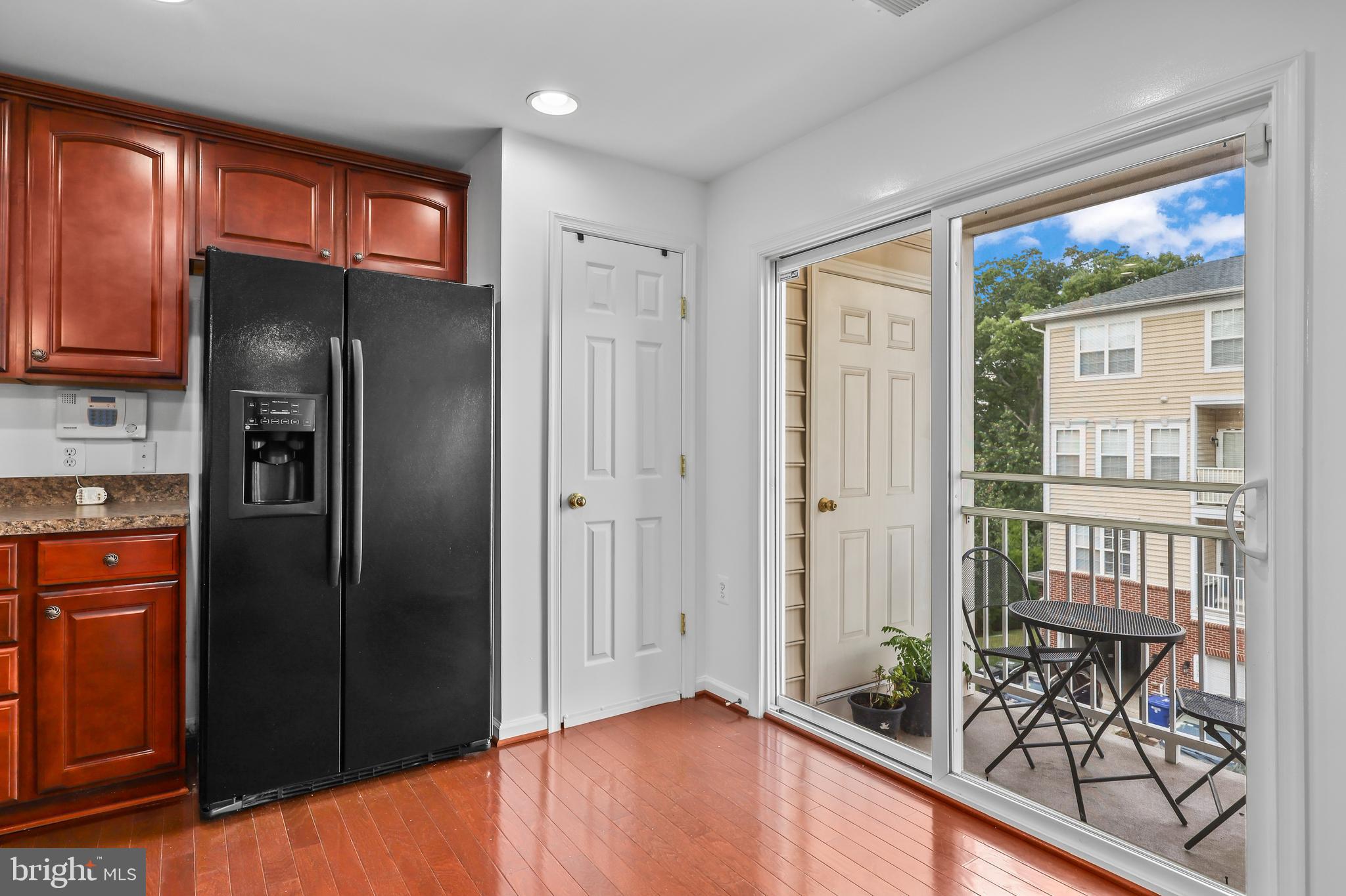 MARKET CENTER CONDOMINIUM - Residential