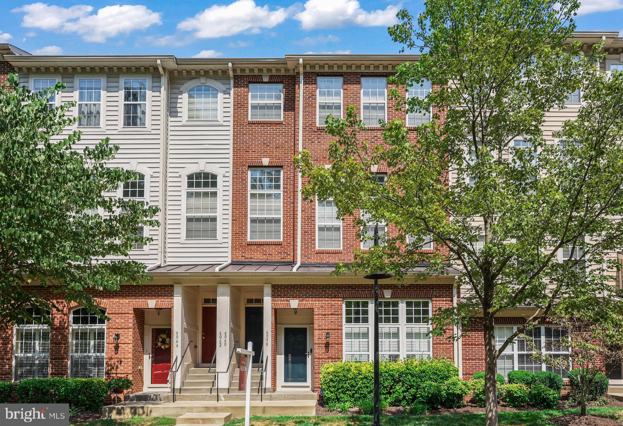 MARKET CENTER CONDOMINIUM - Residential