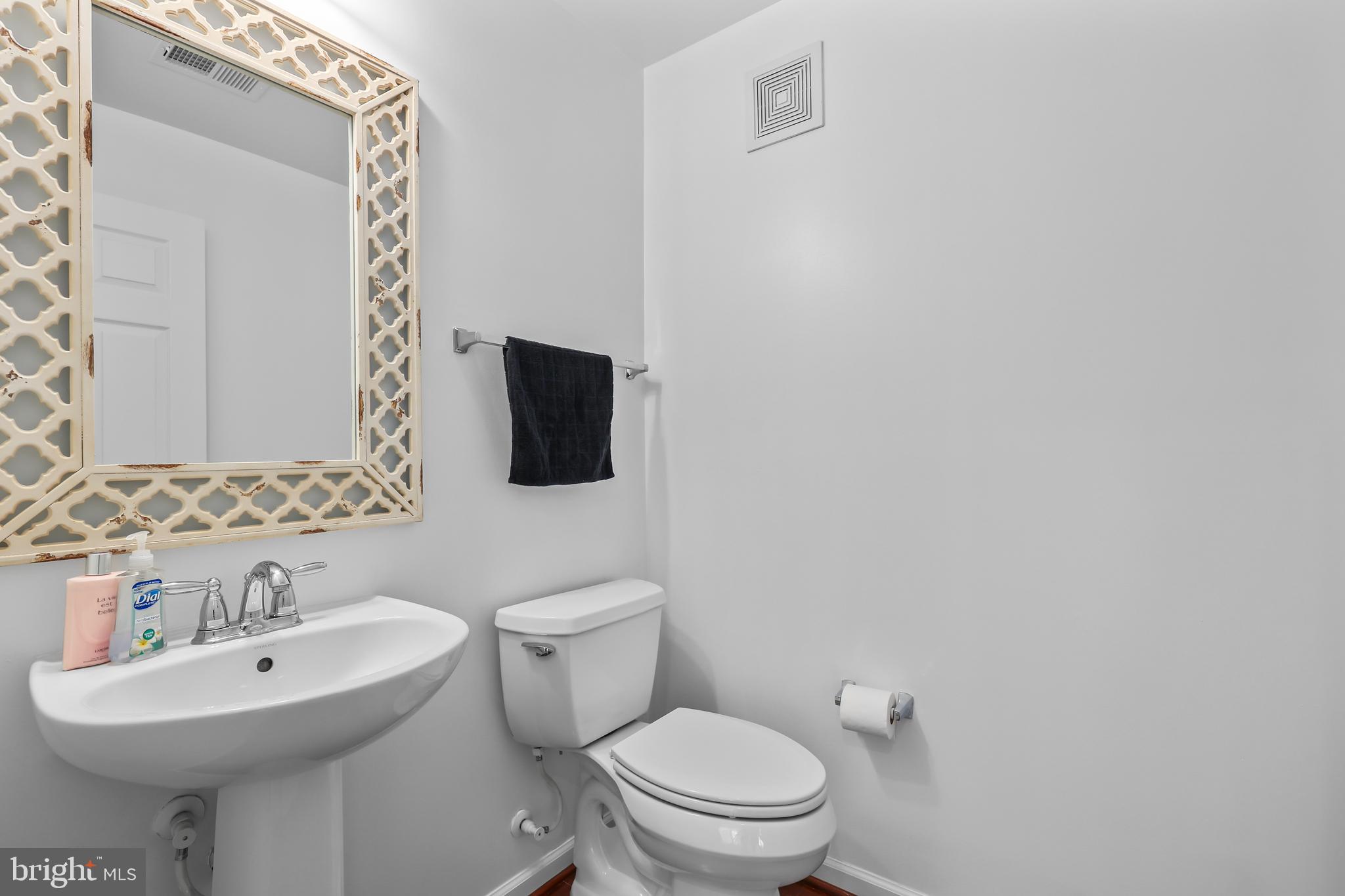 MARKET CENTER CONDOMINIUM - Residential