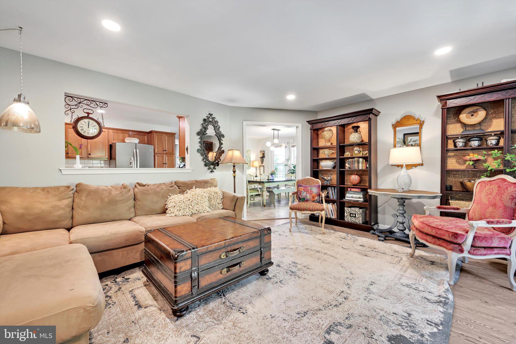121 EAGLE DRIVE