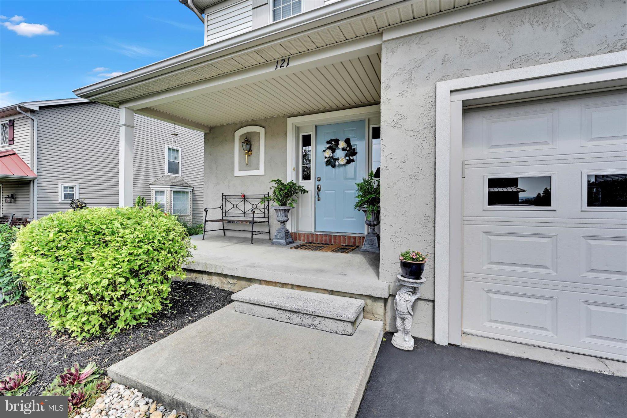 121 EAGLE DRIVE