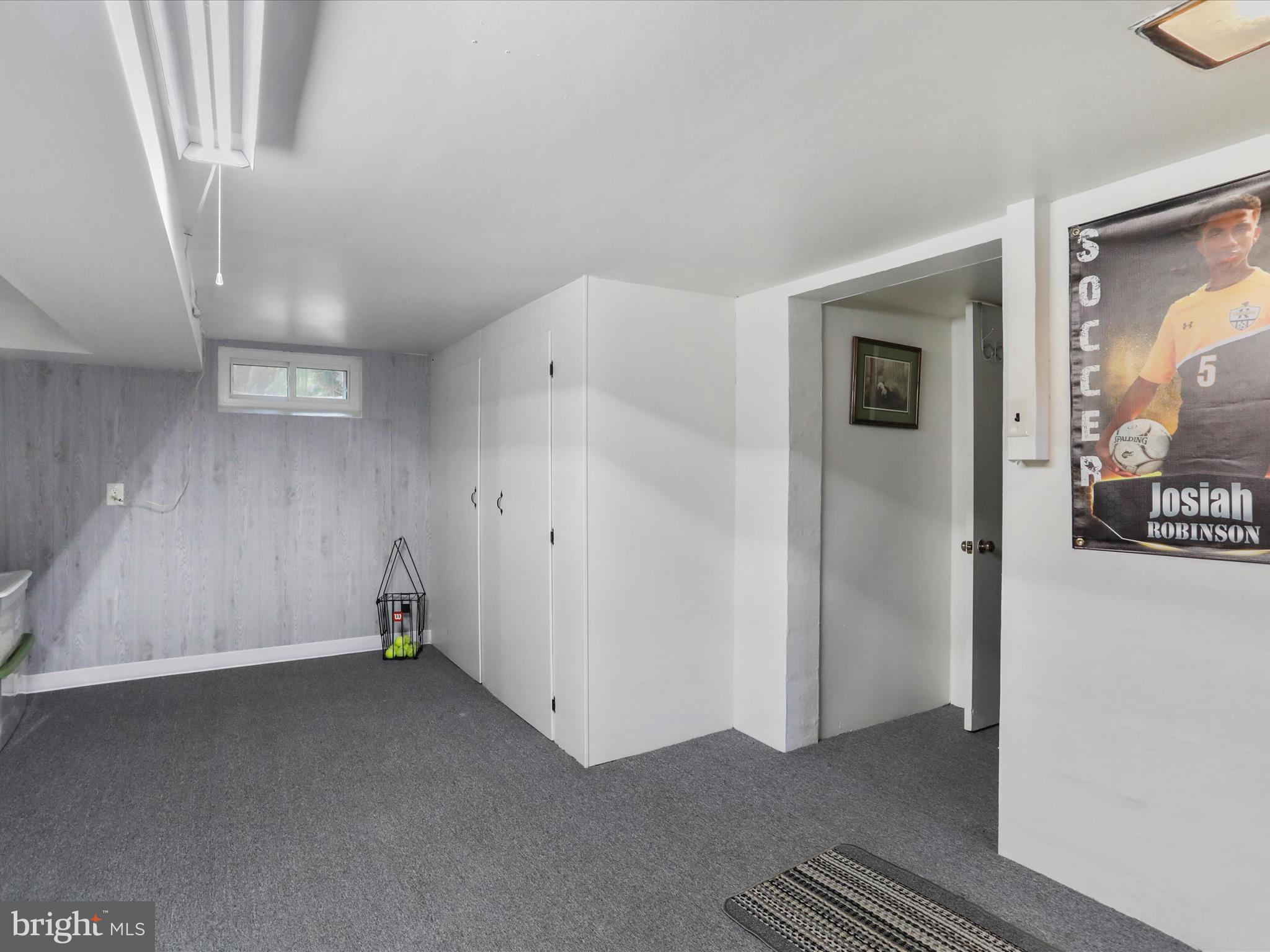 HAWTHORNE HEIGHTS - Residential