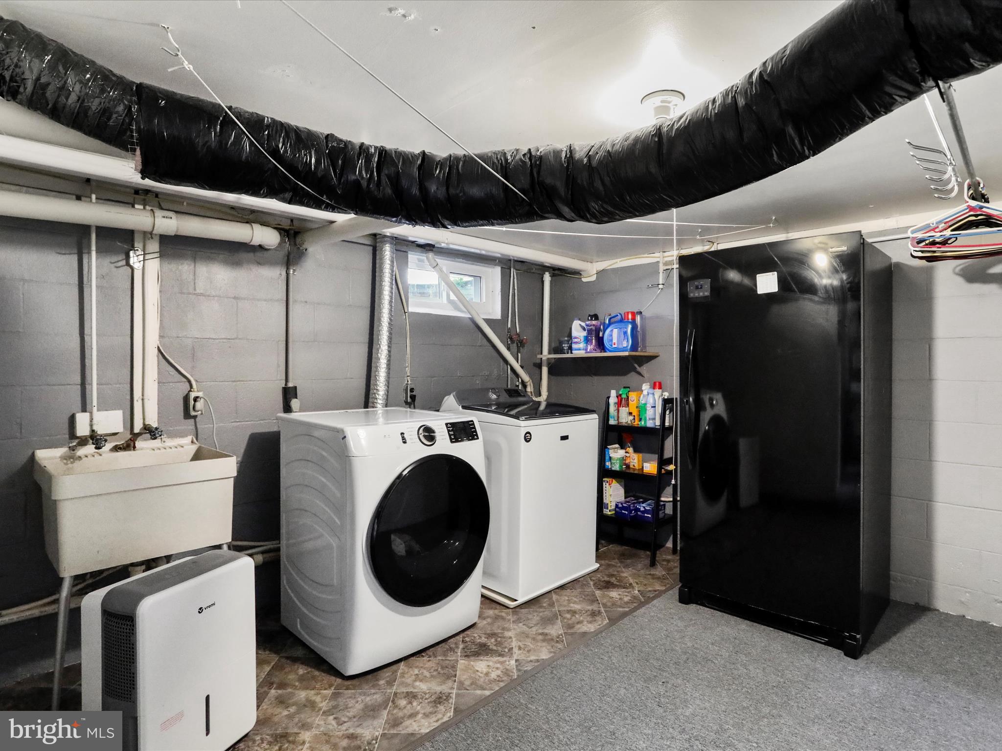 HAWTHORNE HEIGHTS - Residential