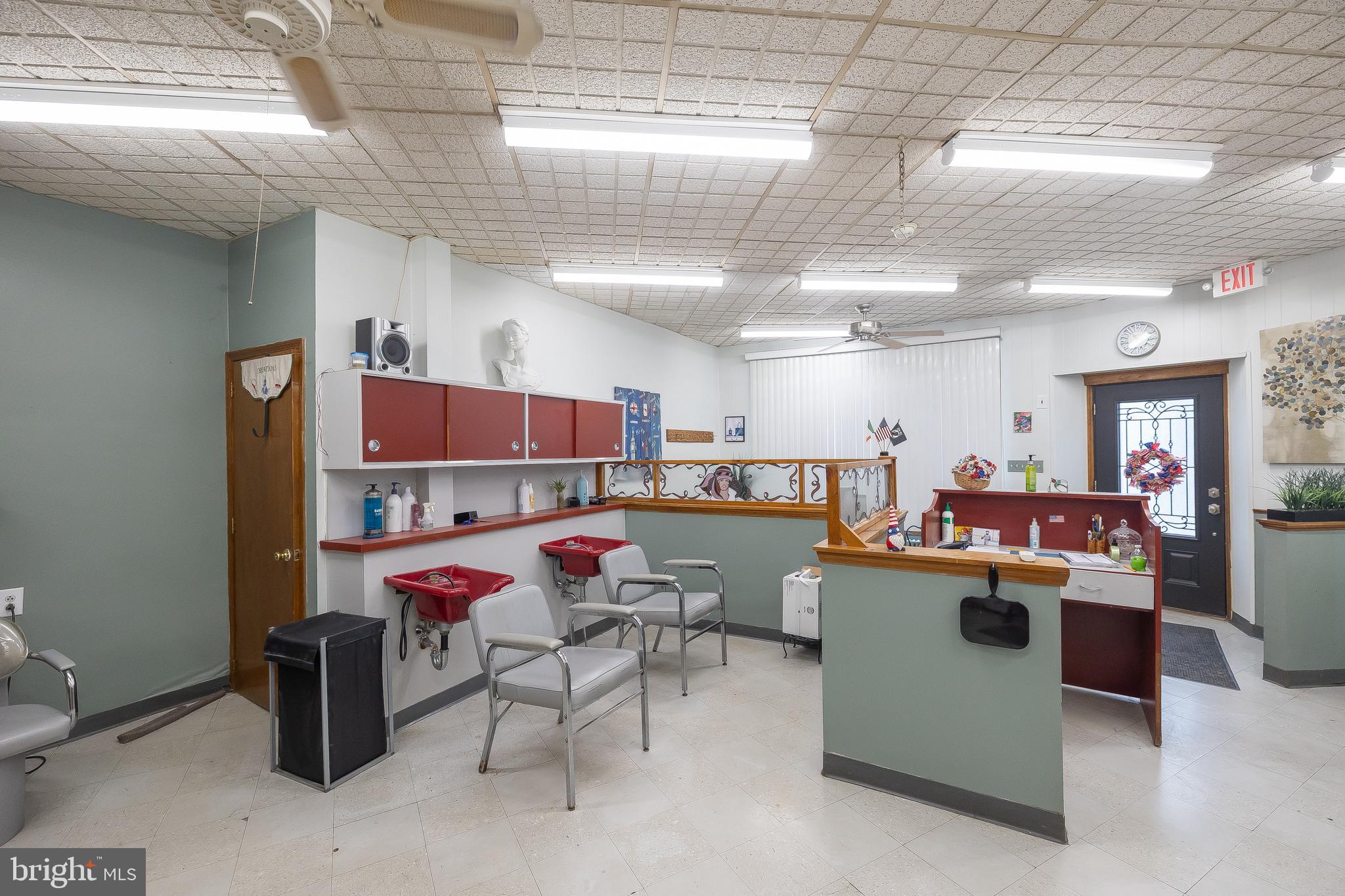 219 S BROADWAY -221