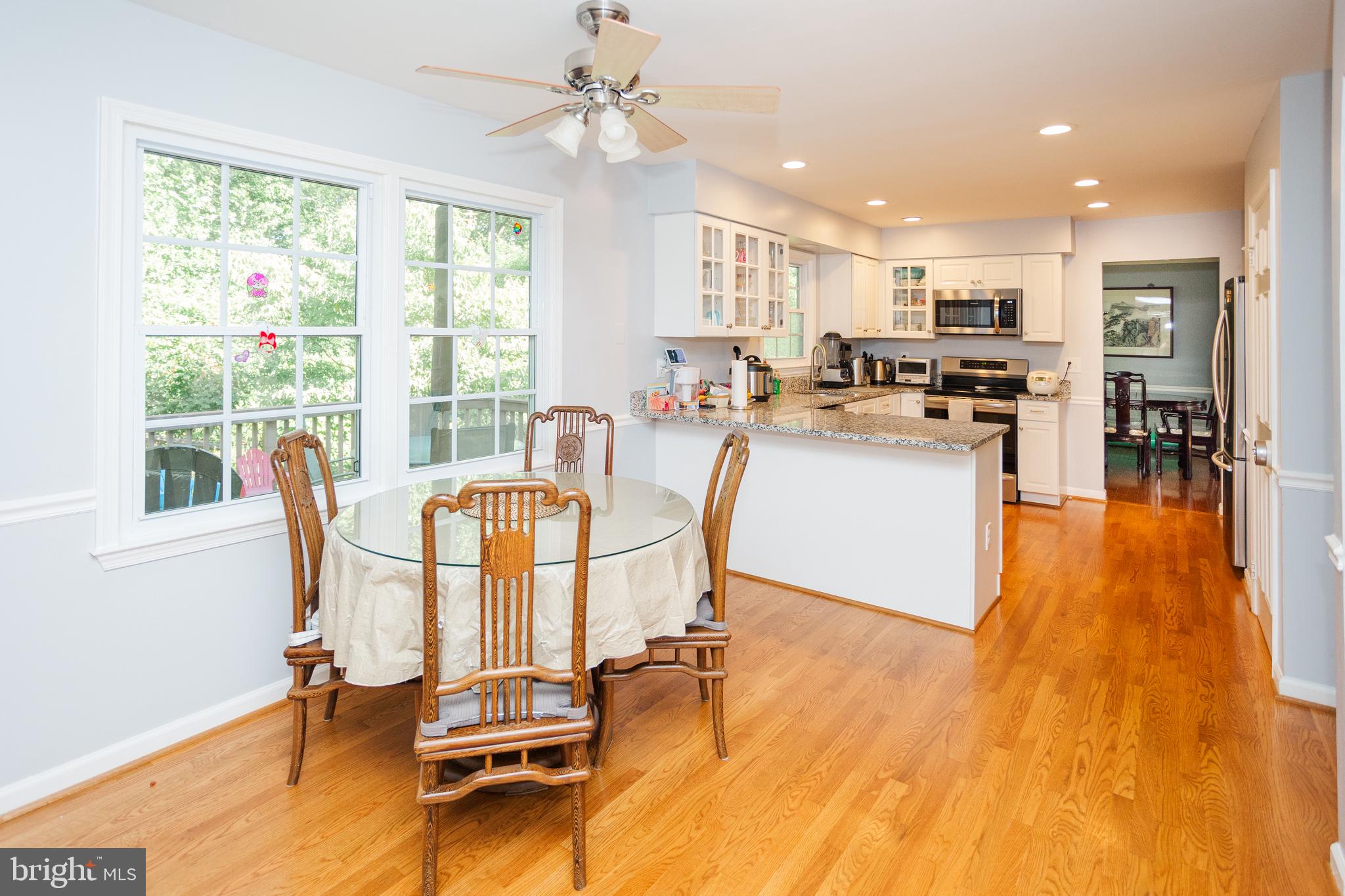 SILENTREE OF TYSONS - Residential Lease
