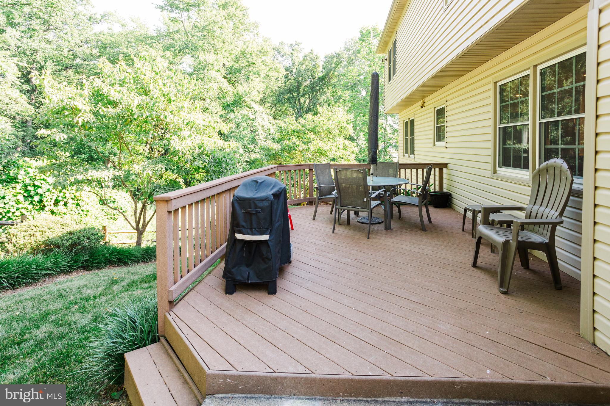 SILENTREE OF TYSONS - Residential Lease