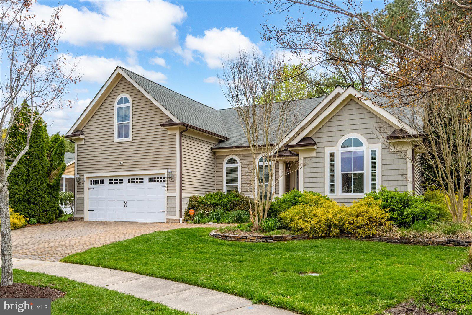 36357 REDSTART COURT