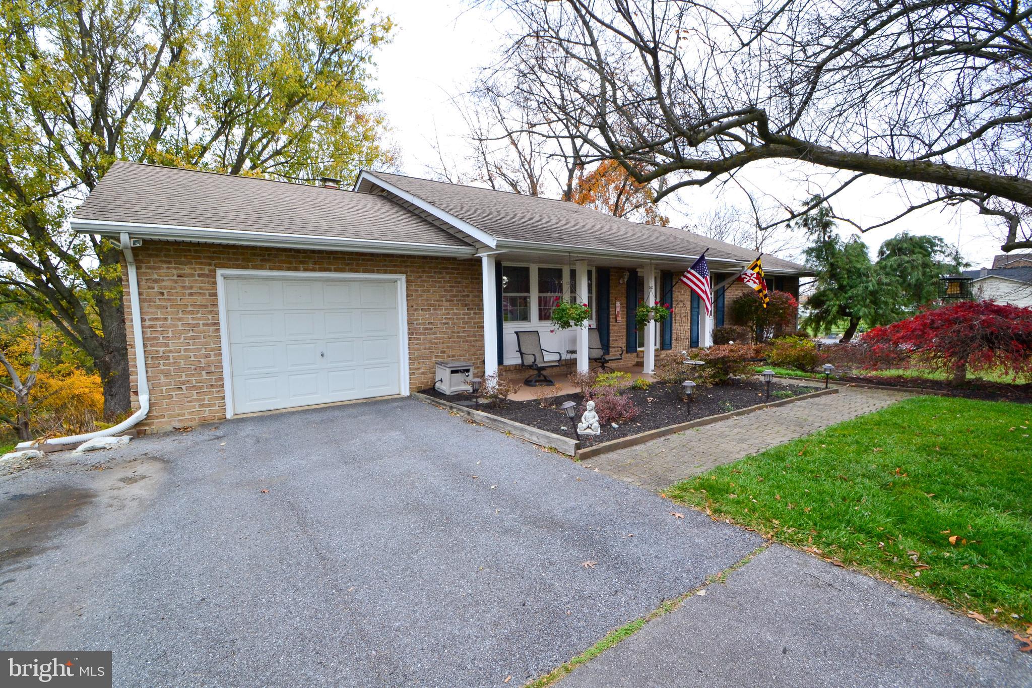 KALTEN ACRES - Residential