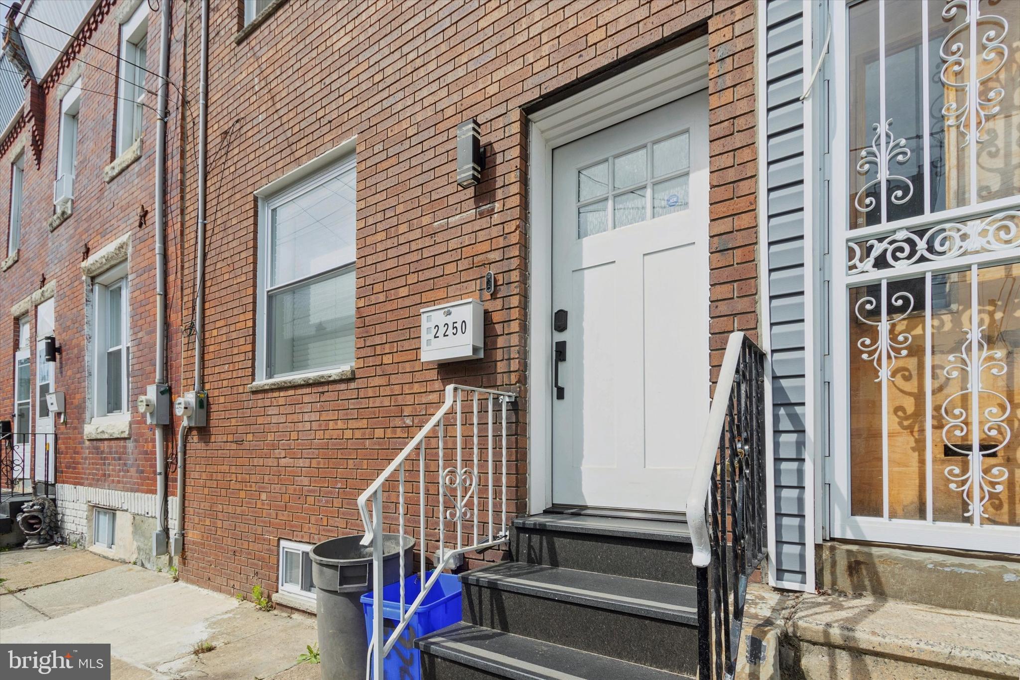 BRIDESBURG - Residential