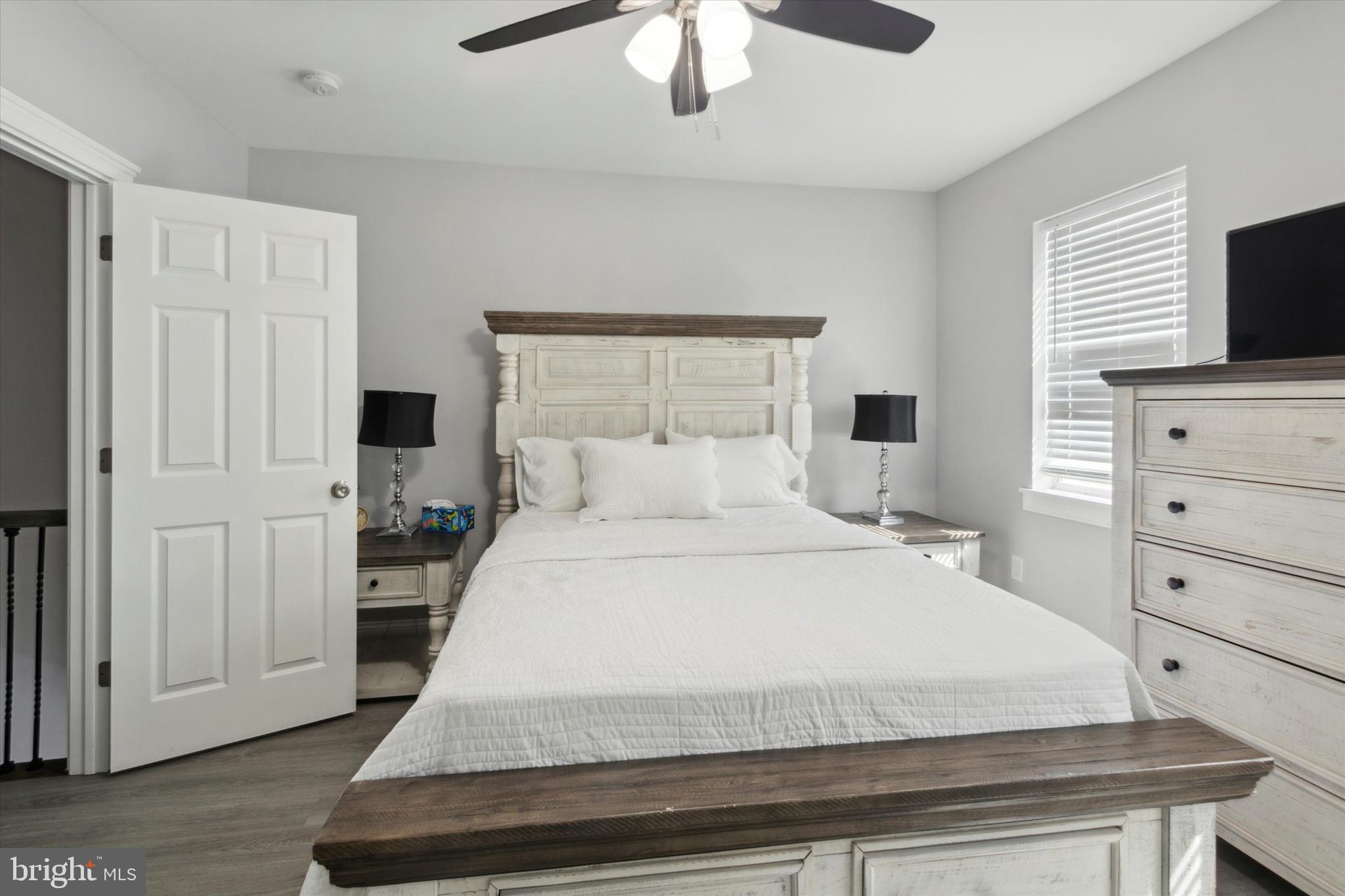 BRIDESBURG - Residential