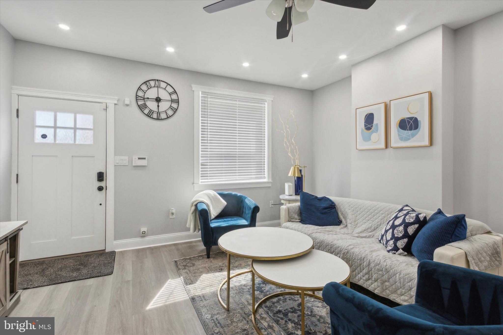 BRIDESBURG - Residential