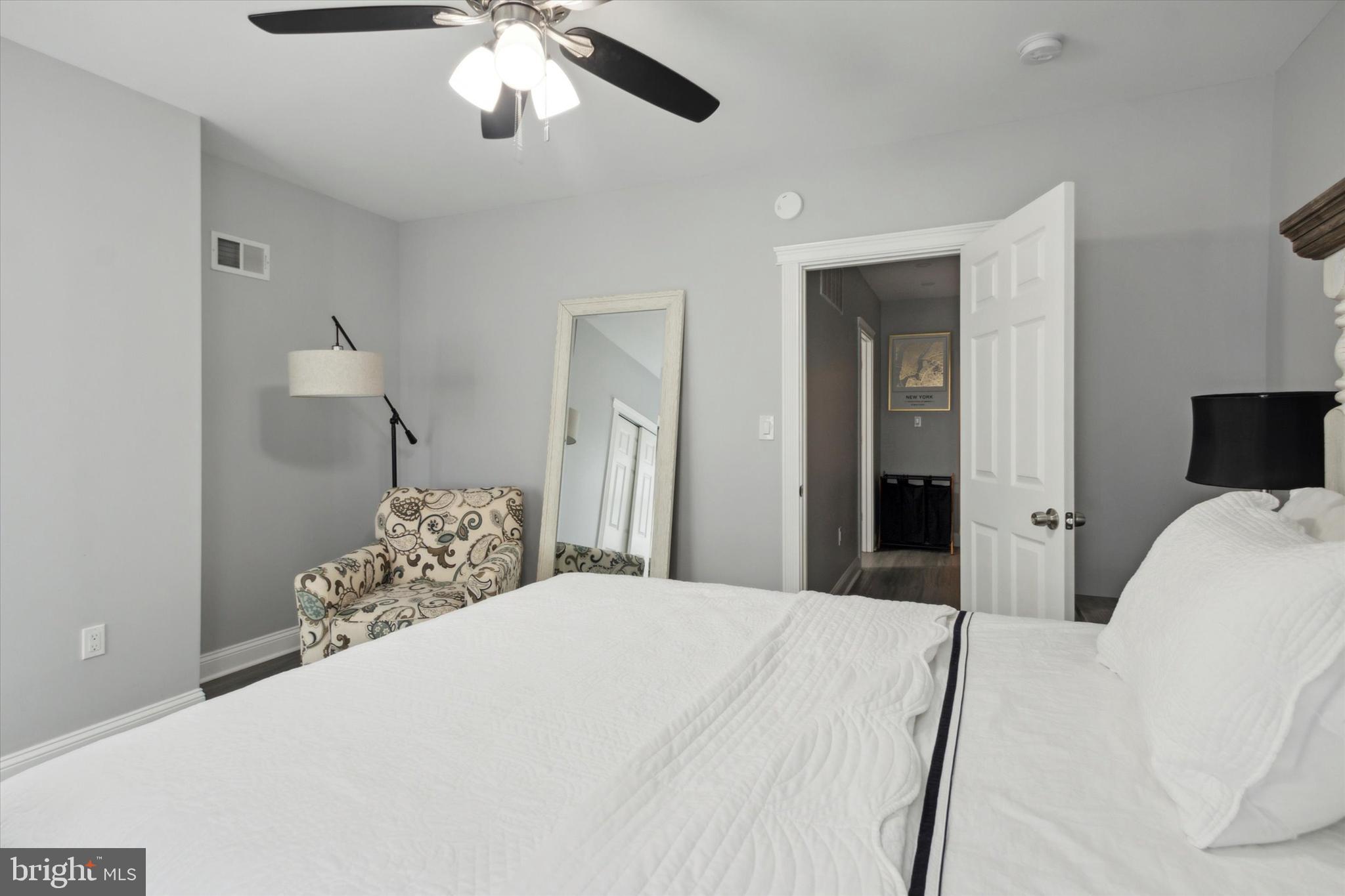 BRIDESBURG - Residential