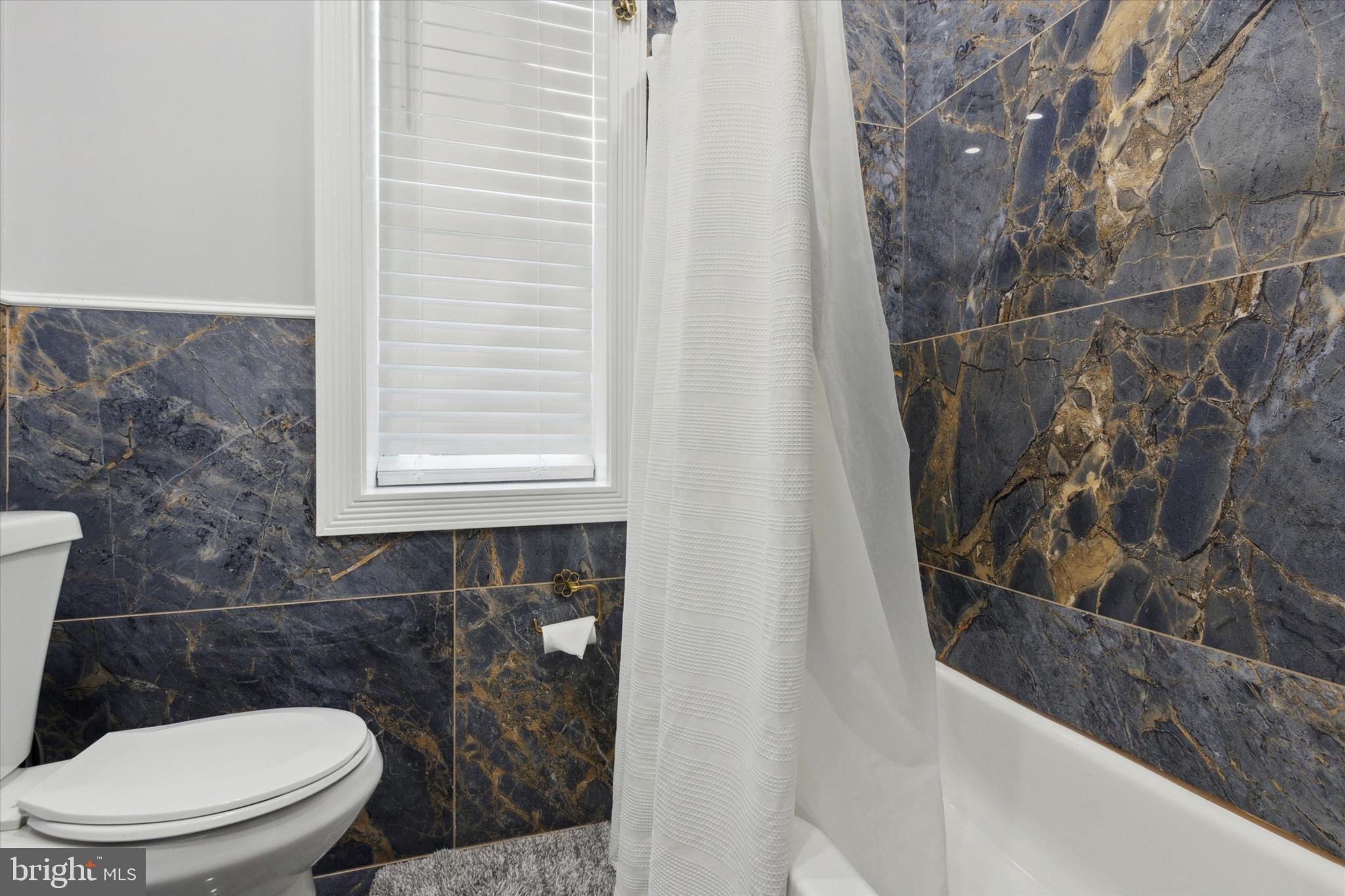 BRIDESBURG - Residential