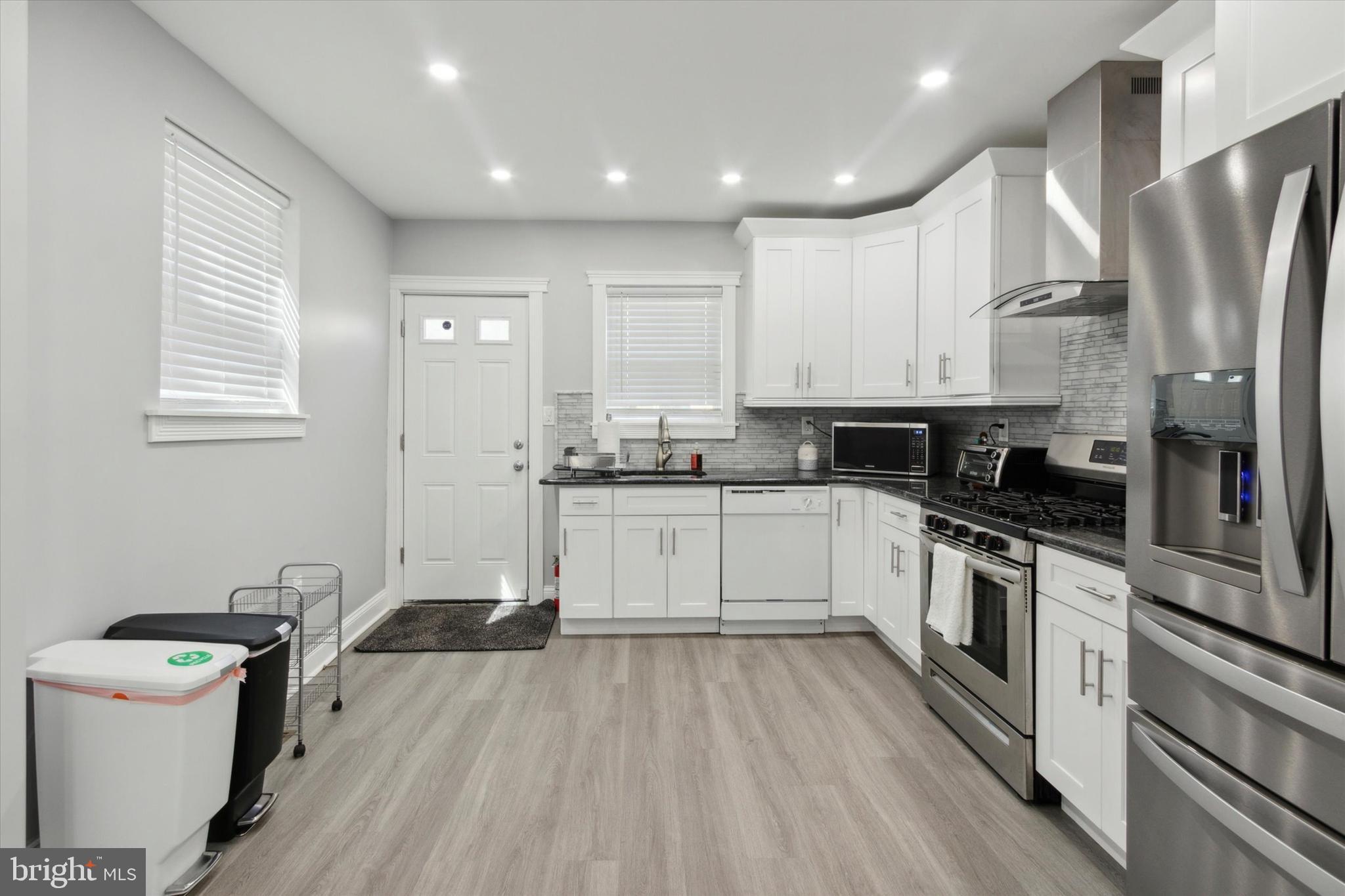 BRIDESBURG - Residential