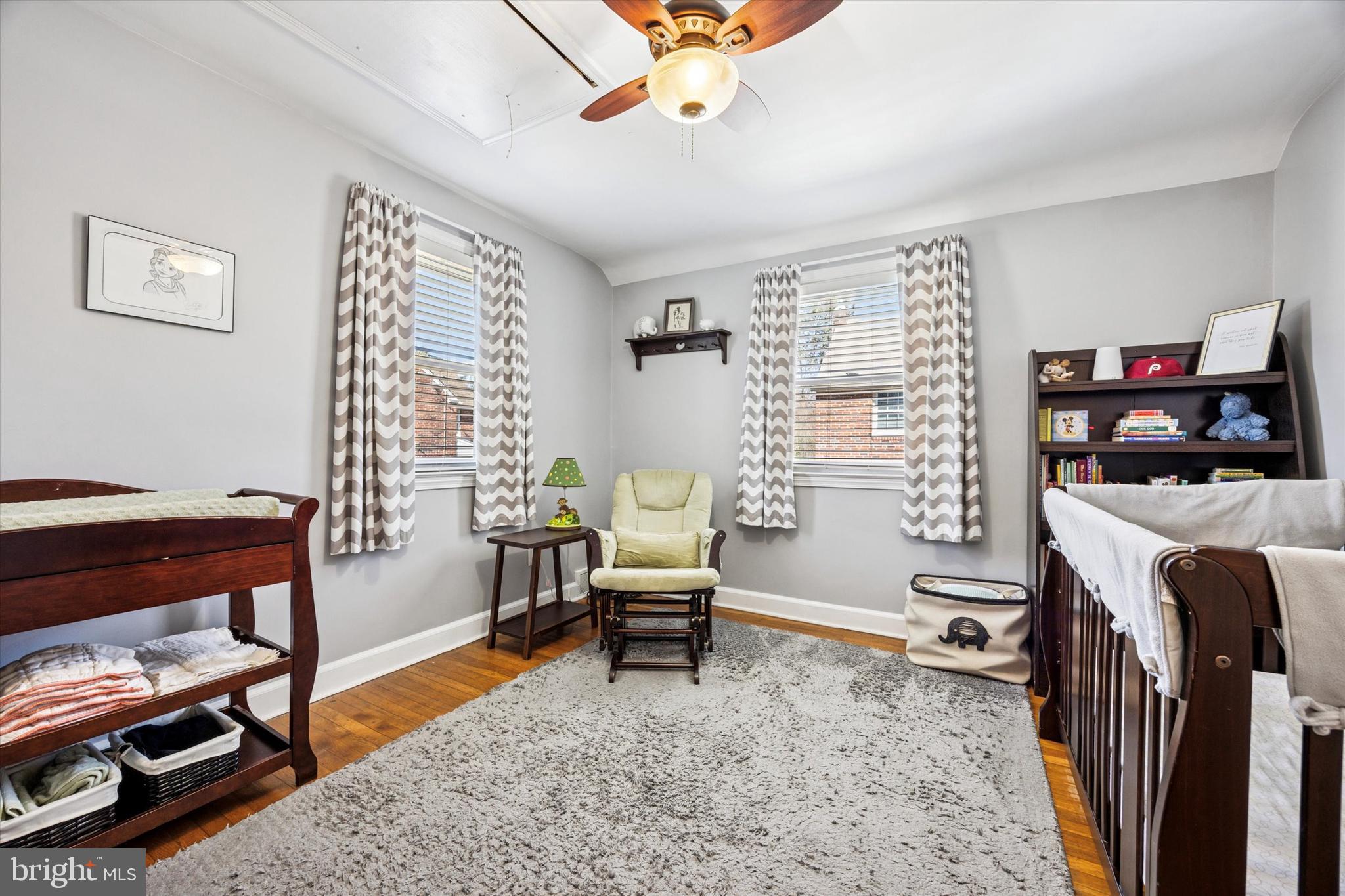 GLADSTONE MANOR - Residential