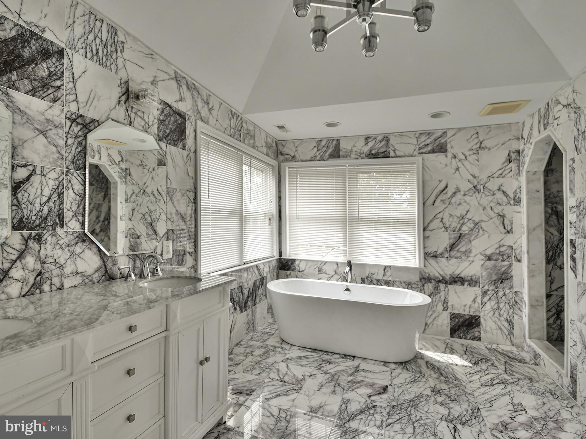 ROSEWOOD MANOR - Residential Lease