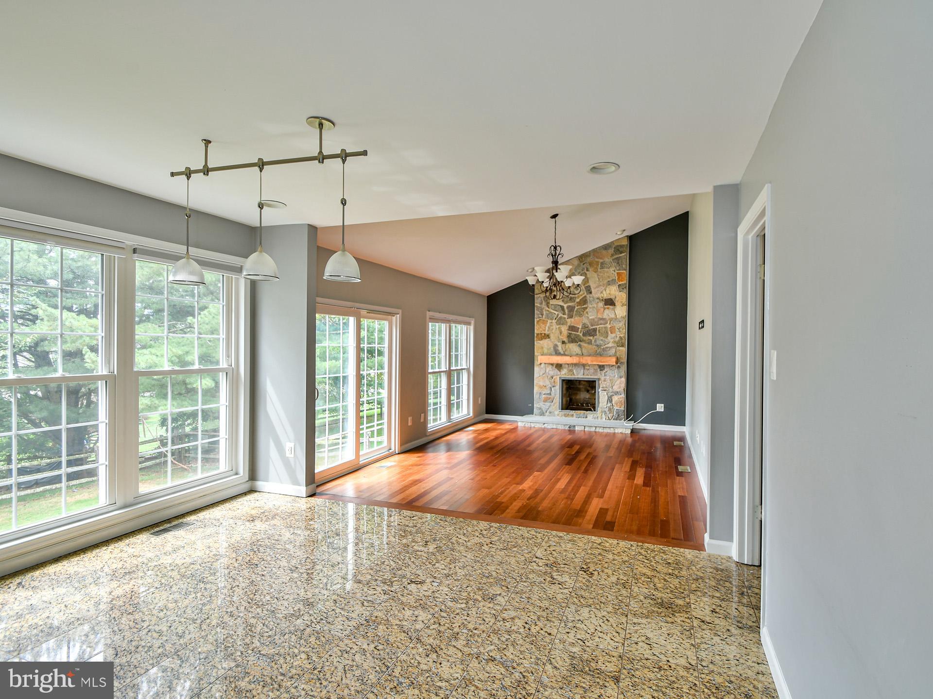 ROSEWOOD MANOR - Residential Lease