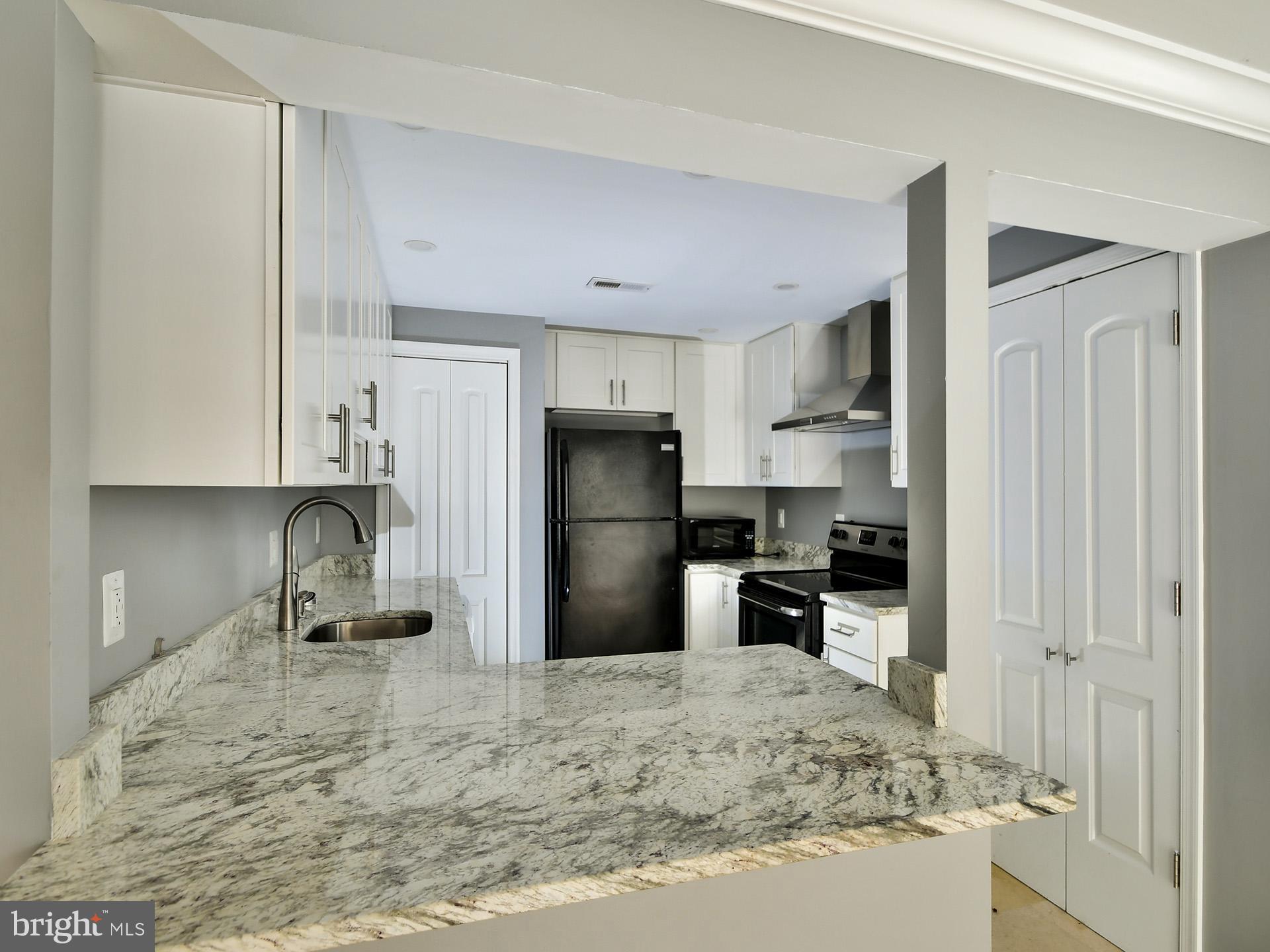 ROSEWOOD MANOR - Residential Lease