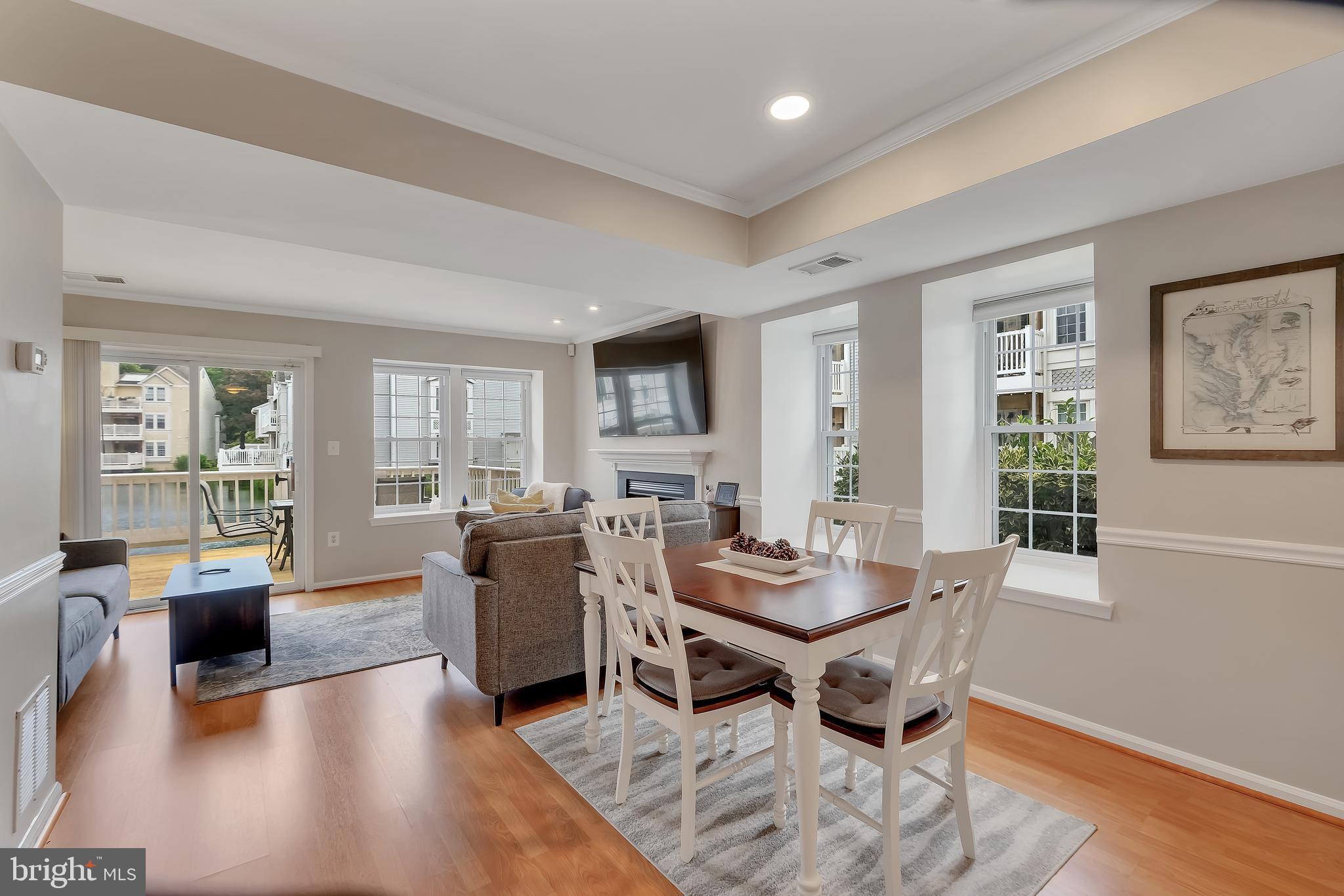 3331 LAKESIDE VIEW DRIVE 6-8