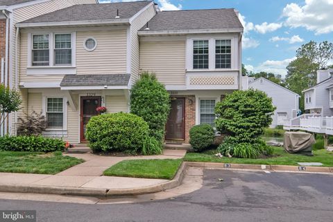 3331 LAKESIDE VIEW DRIVE 6-8 FALLS CHURCH VA 22041