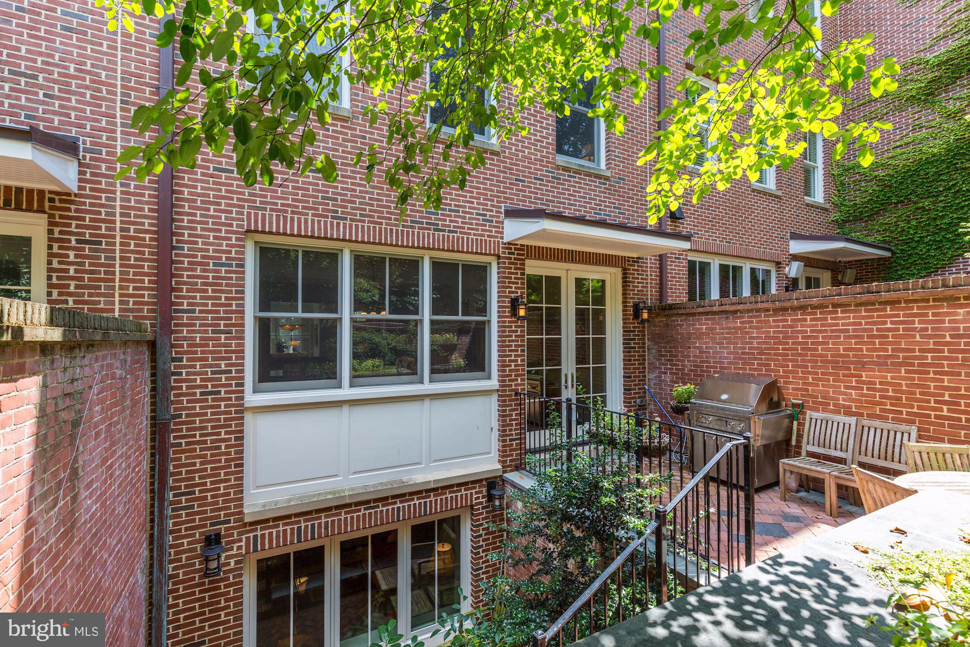 GEORGETOWN - Residential